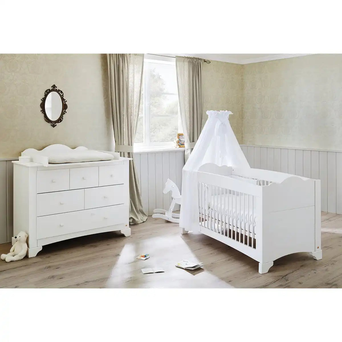 Starterset 'Pino' breit
2-teilig: Kinderbett, breite Wickelkommode - HomeDesign Knaus