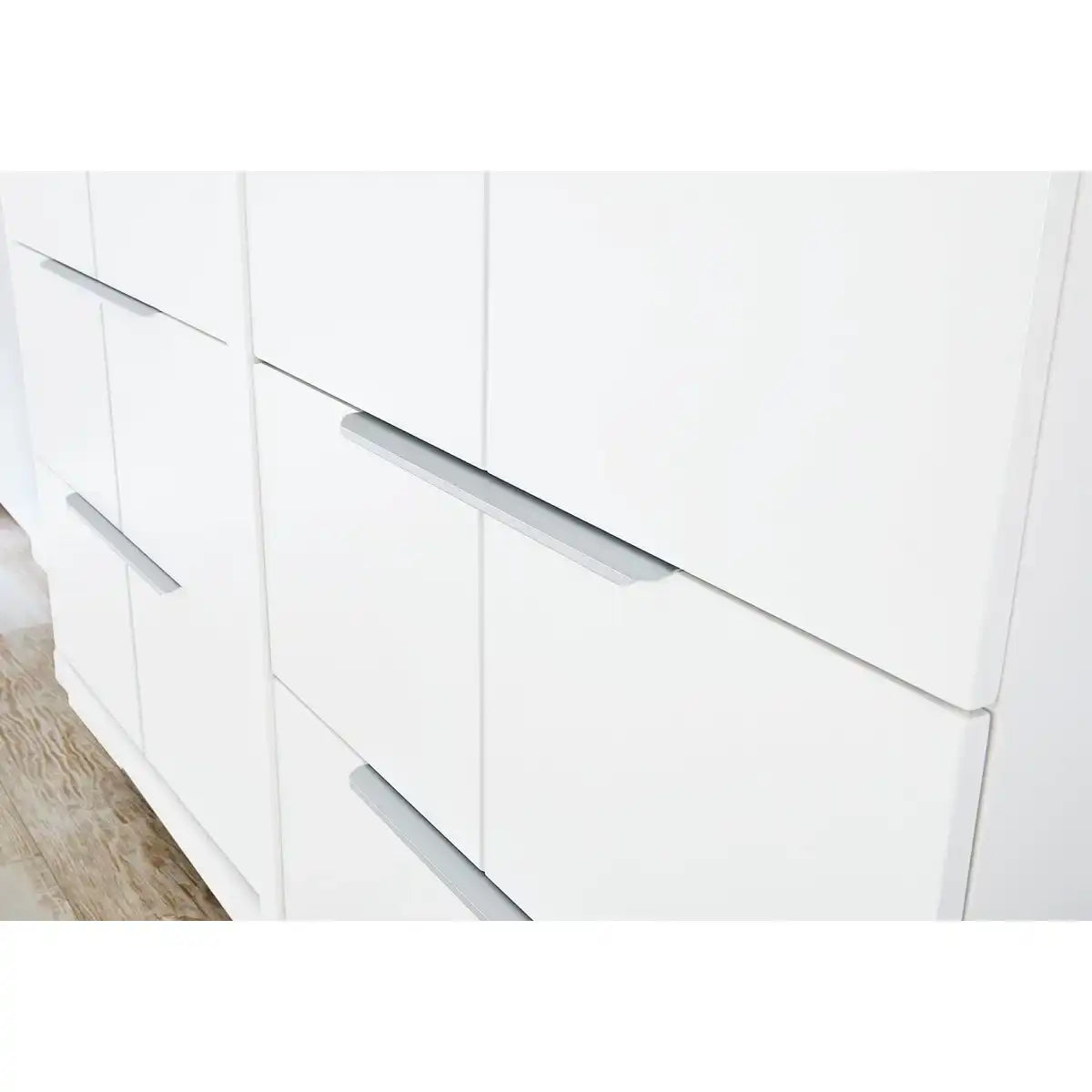 Starterset 'Polar' extrabreit, inkl. Wandregal
3-teilig: Kinderbett, extra breite Wickelkommode, Wandregal - HomeDesign Knaus