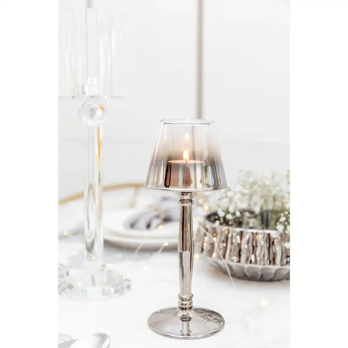 STEHENDER KERZENHALTER AUS SILBER 9,5X9,5X22,5CM - HomeDesign Knaus