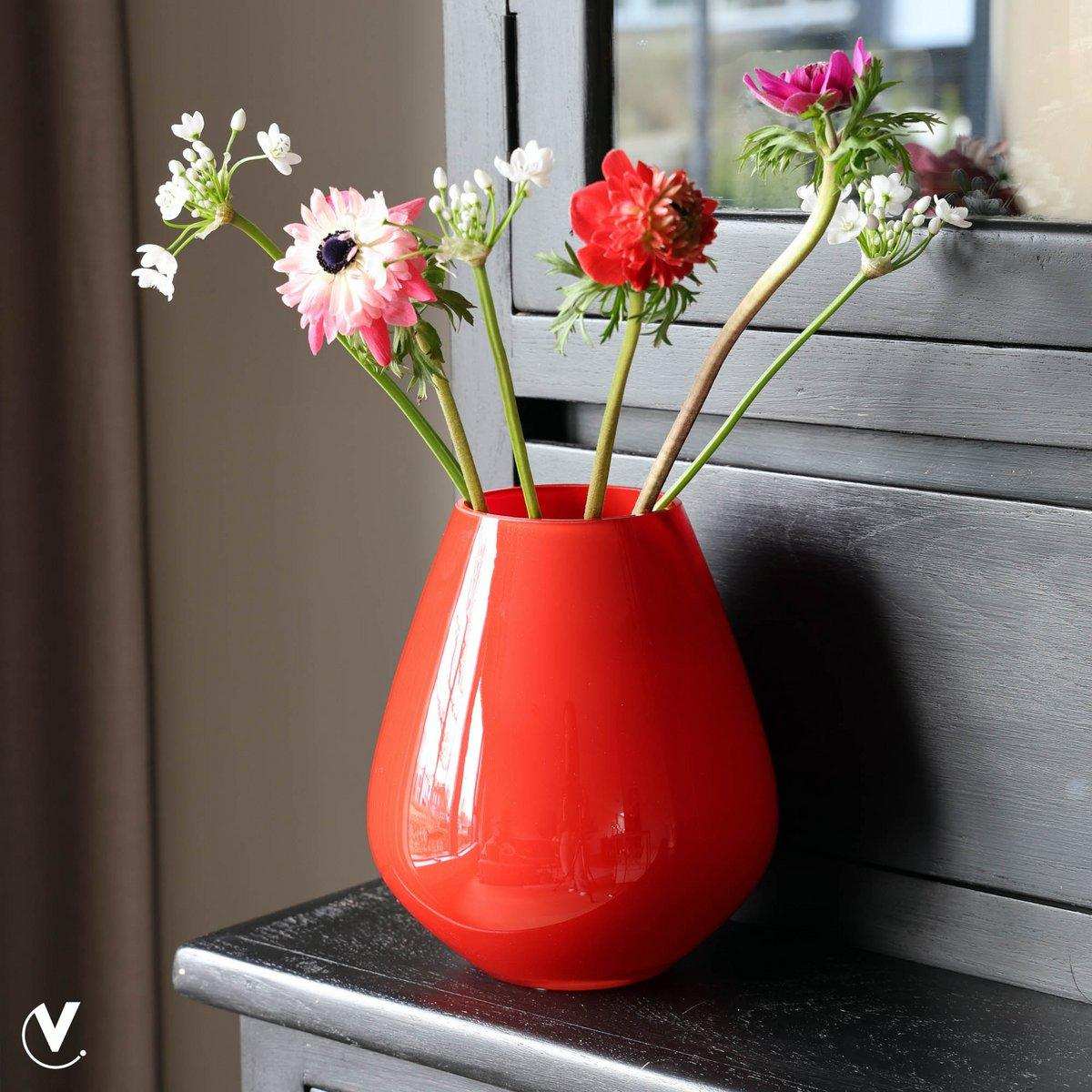 Tasman S leuchtend rot - HomeDesign Knaus