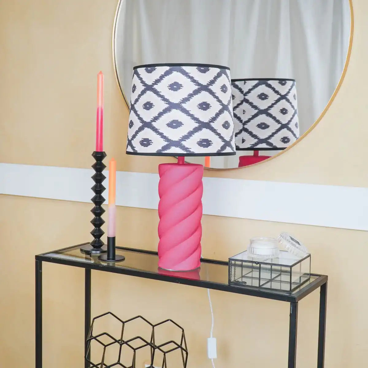 Tischlampe - Keramik - Neonrosa - E27- 12x12x28cm - HomeDesign Knaus