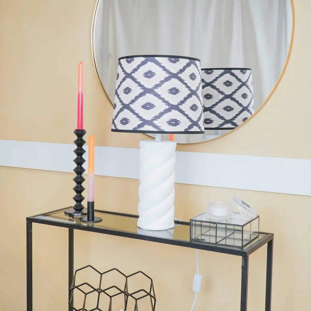 Tischlampe - Twisted Candy - Keramik -Weiß -E27-12x12x28cm - HomeDesign Knaus
