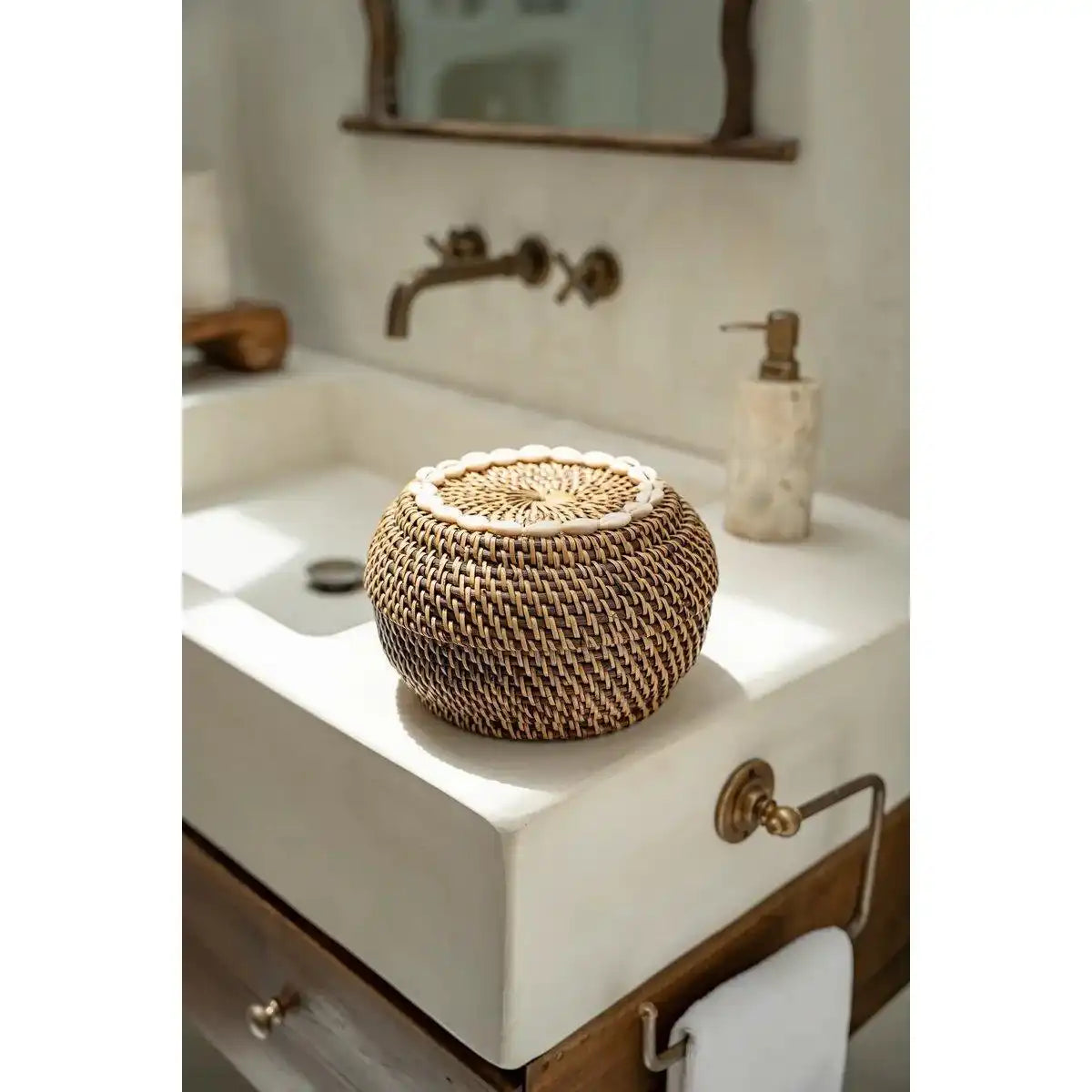 Unikatn Rattan koloniale Peek-a-Boo-Korb Aufbewahrungbox 23 cm - HomeDesign Knaus