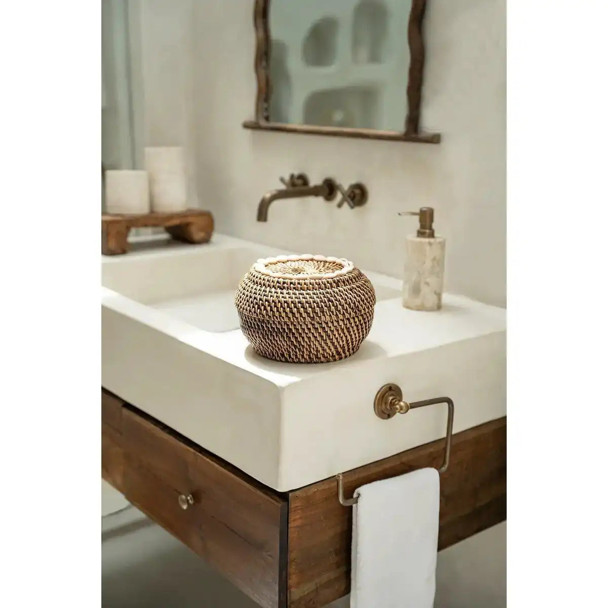 Unikatn Rattan koloniale Peek-a-Boo-Korb Aufbewahrungbox 23 cm - HomeDesign Knaus