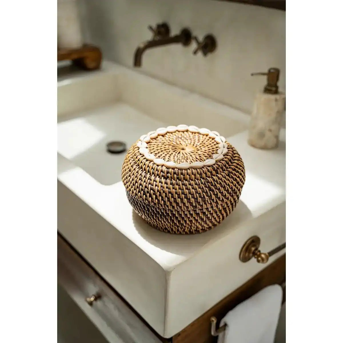 Unikatn Rattan koloniale Peek-a-Boo-Korb Aufbewahrungbox 27 cm - HomeDesign Knaus