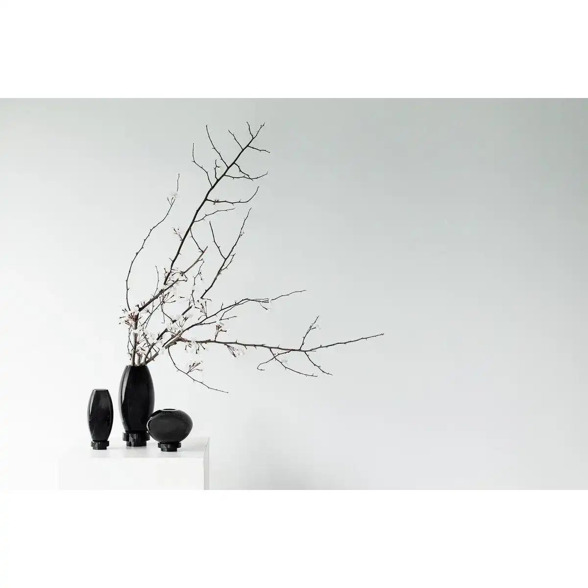 Vase Kugelform innovatives Design, schwarzes Glas, RUD00_Luxury Edition - HomeDesign Knaus