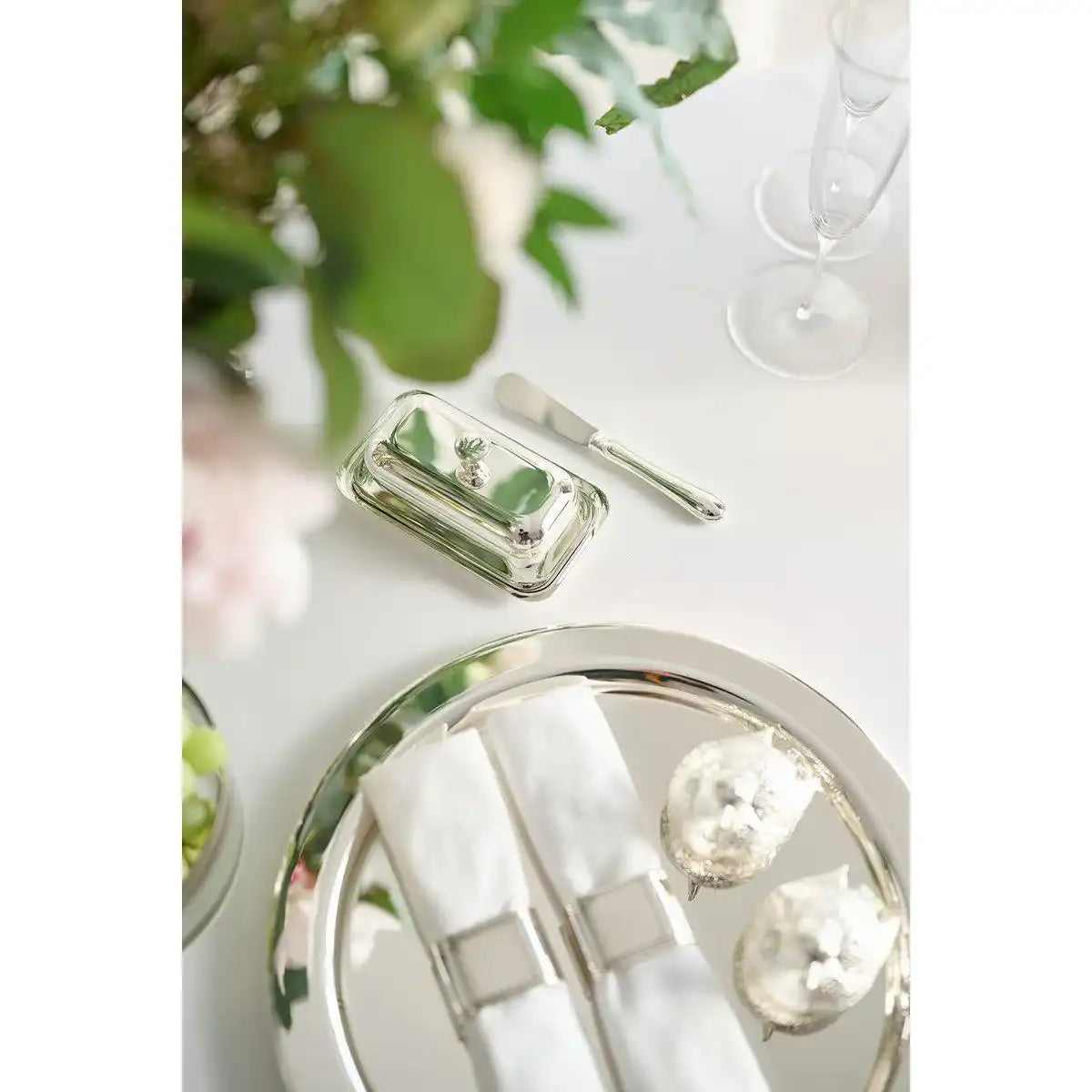 Butterdose Mary mit Glasplatte Edelstahl versilbertinkl. Buttermesser - HomeDesign Knaus