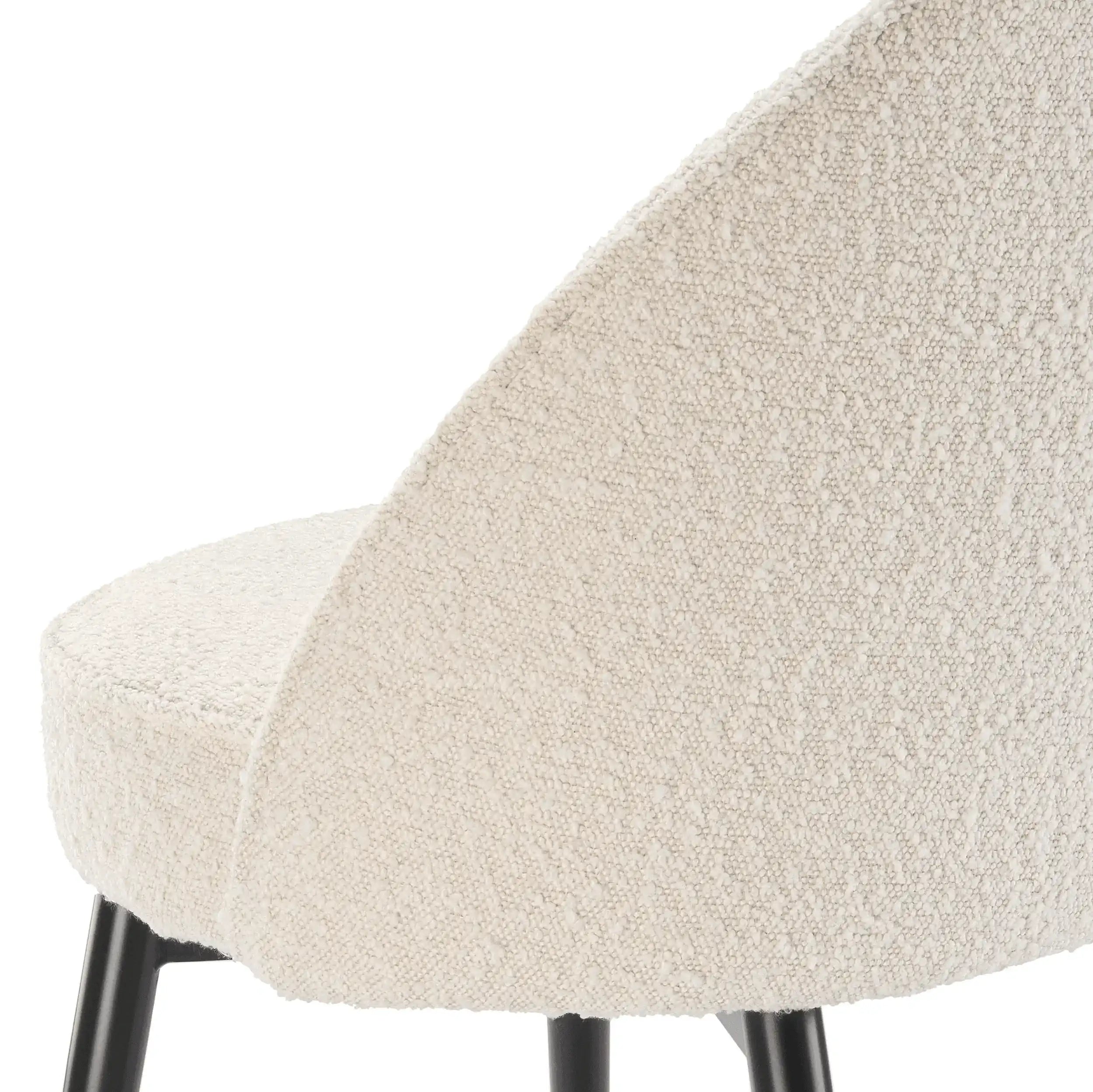 Cooper Esszimerrstuhl Bouclé-Creme Beine in Schwarz und Messing-Finish - HomeDesign Knaus