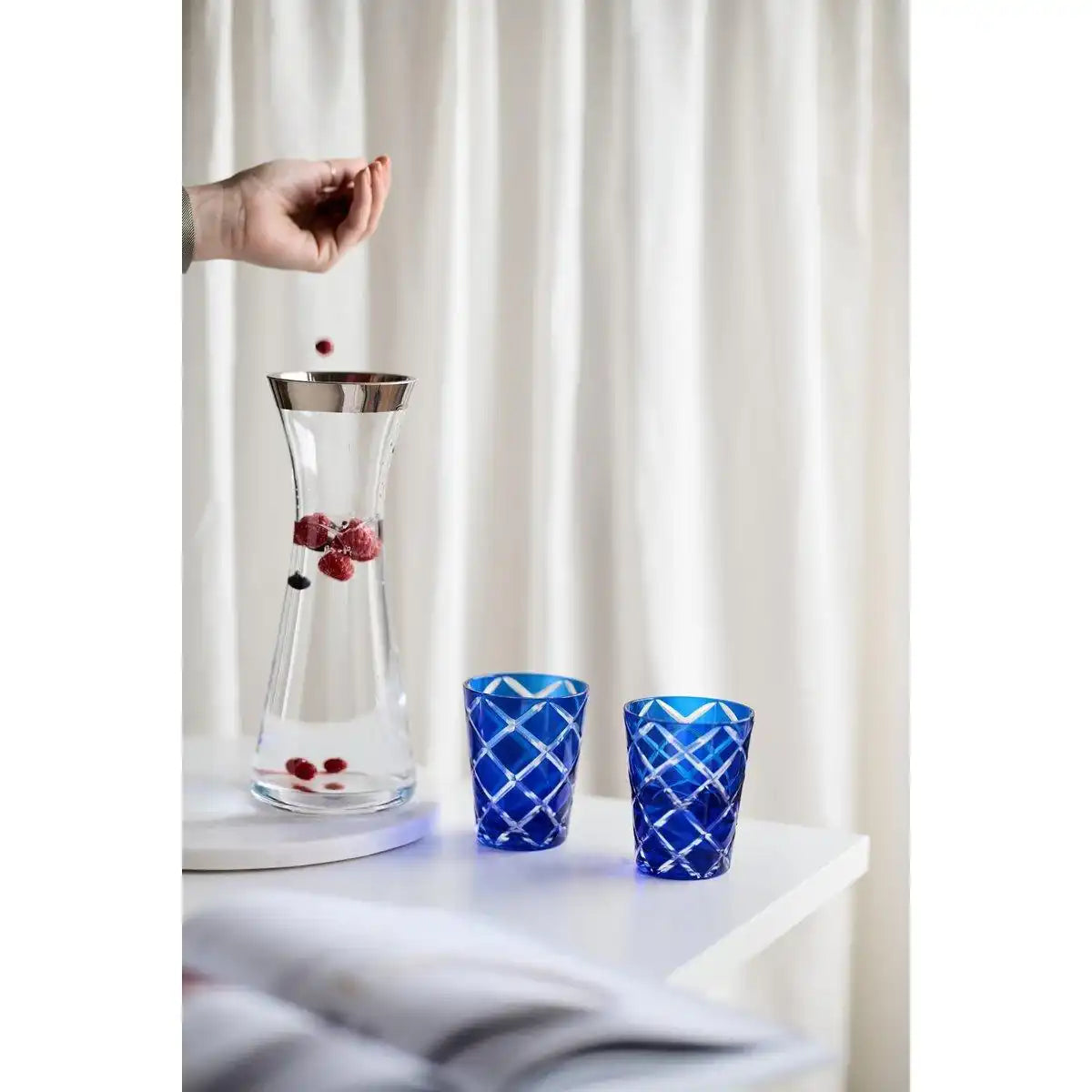 Karaffe Hendrik mundgeblasenes Kristallglas mit Platinrand 0,8L - HomeDesign Knaus