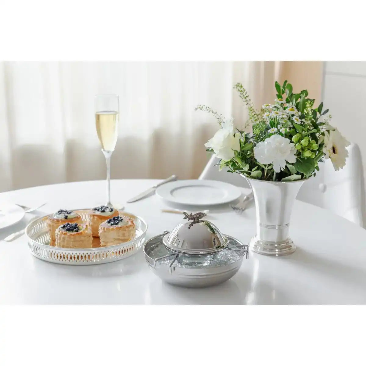 Kaviarschale Stör (Höhe 7 cm), edel versilbert, mit Fisch-Figur als Griff - HomeDesign Knaus