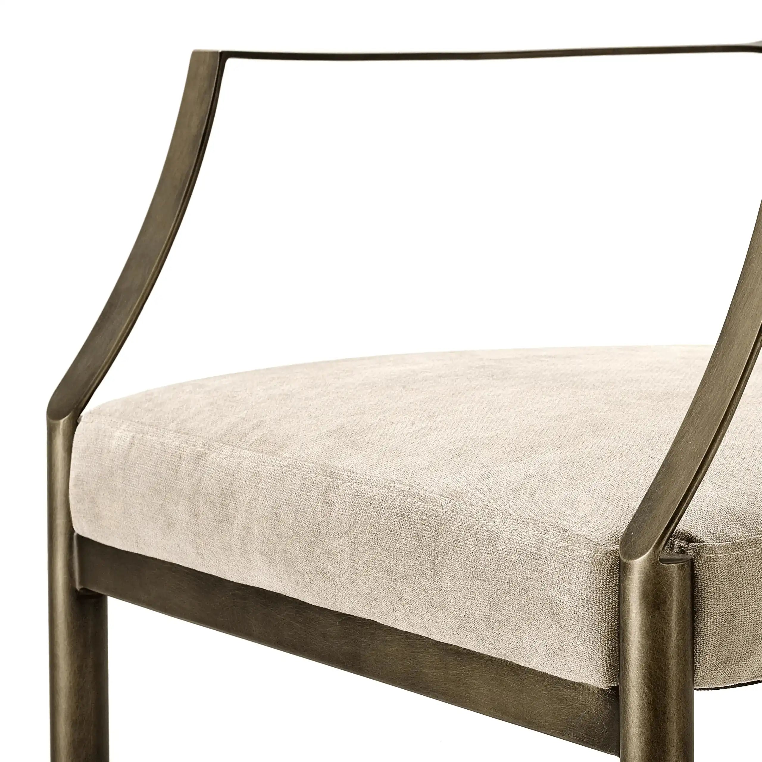 Scribe Esszimmerstuhl Terylen Dunkles Messingfinish Greige-Samt mit Armlehne Stuhl - HomeDesign Knaus