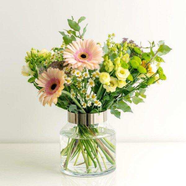 Vase Gabi, mundgeblasenes Kristallglas mit Platinrand - HomeDesign Knaus