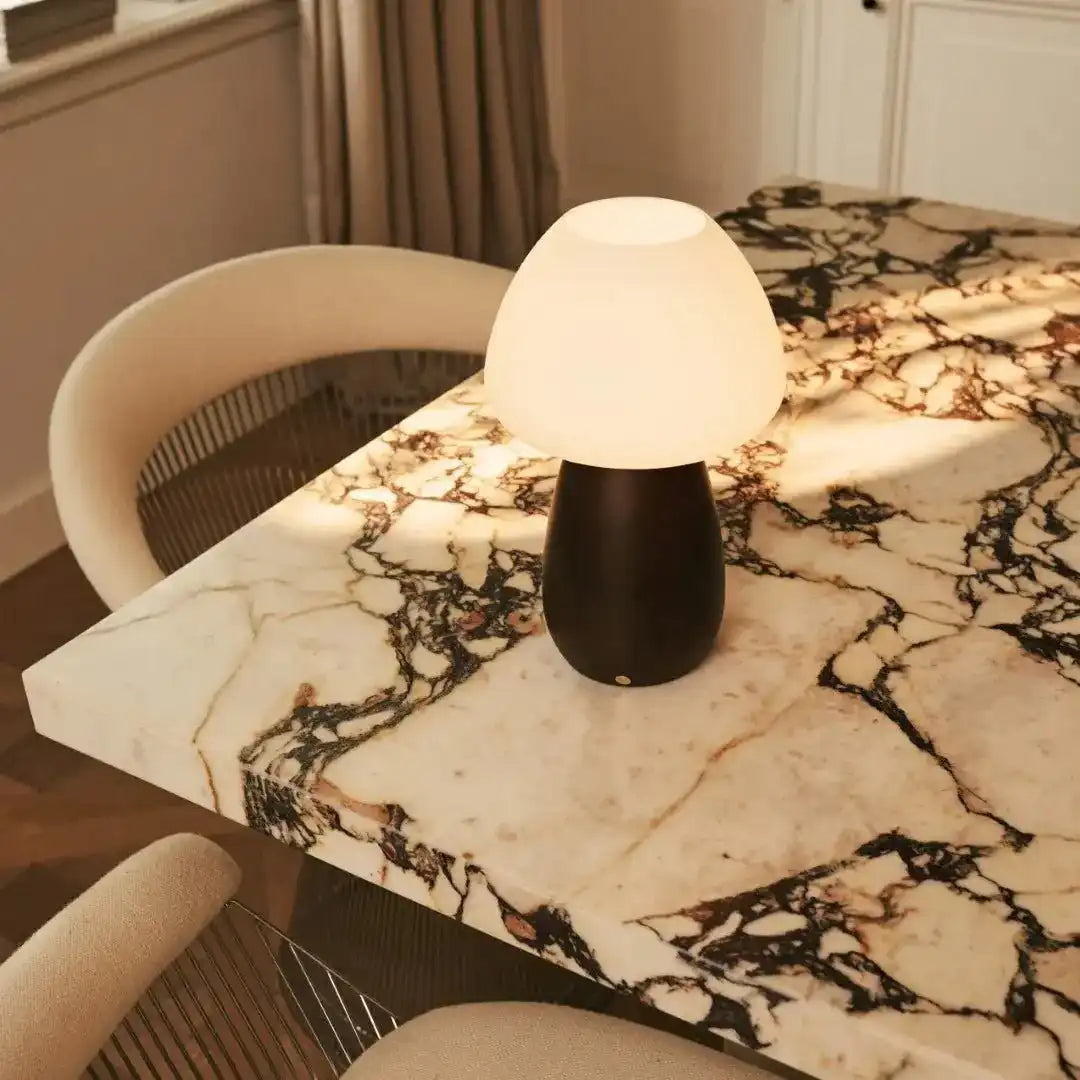 Bären Sie dunkelbraune stilvolle wiederaufladbare Lampe-schnurlos, dimmbar, umweltfreundliches Design