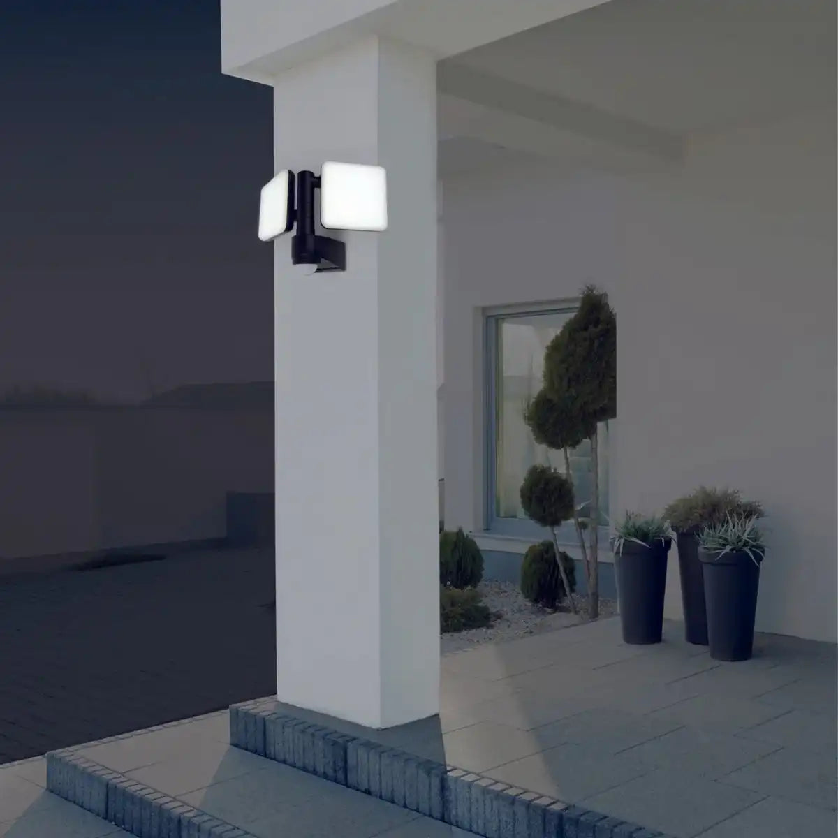 LED Außenwandleuchte "JARO" mit 360° Bewegungsmelder, aus Kunststoff in Anthrazit, mit integrierter LED