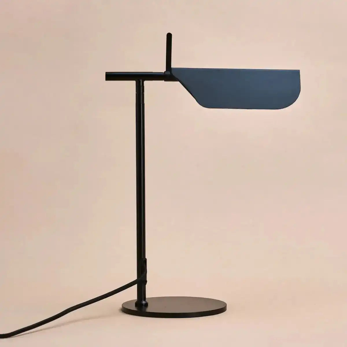 Marcello Kommodenlampe aus schwarzem Metall – modernes skandinavisches Design