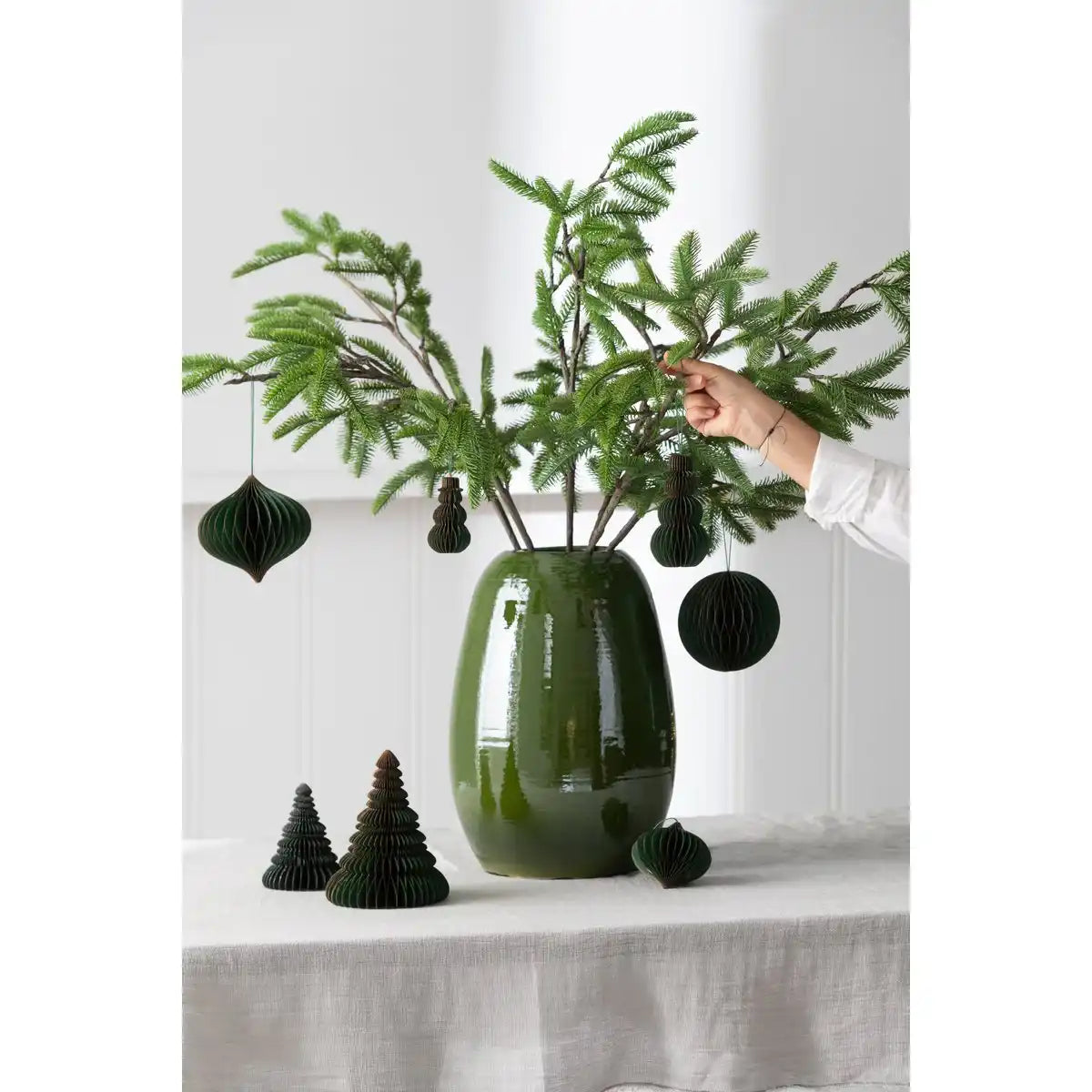 J-Line Vase Lola Porzellan Grün Medium
