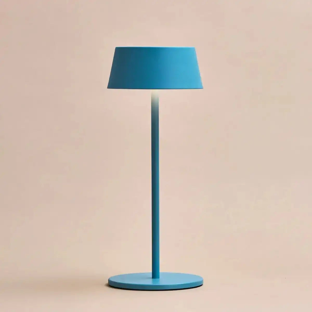 Hugo Amsterdams blaue wiederaufladbare Tischlampe aus Eisen – dimmbar, stilvoll und kabellos