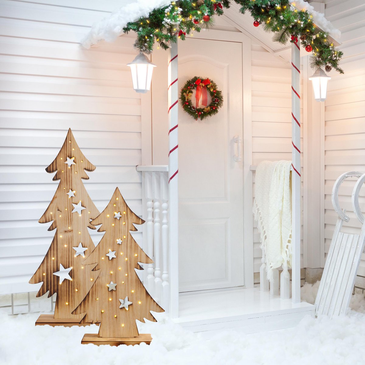 LED-Holz-Dekoleuchte "TANNENBAUM" klein, aus naturbelassenem Holz mit festverbauten LEDs, Weihnachtsdekoration für Außen