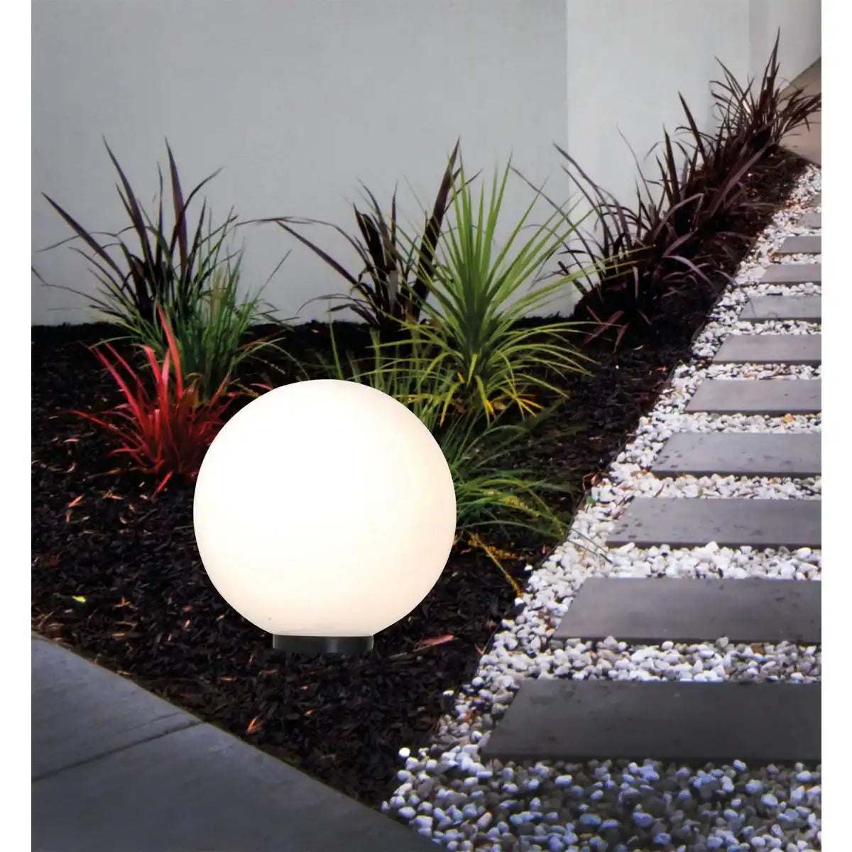 Außen Kugelerdspieß "BALL" D: 40 cm , für Außen, Erdspieß aus Kunststoff , Weiß, E27 , - Wegeleuchten