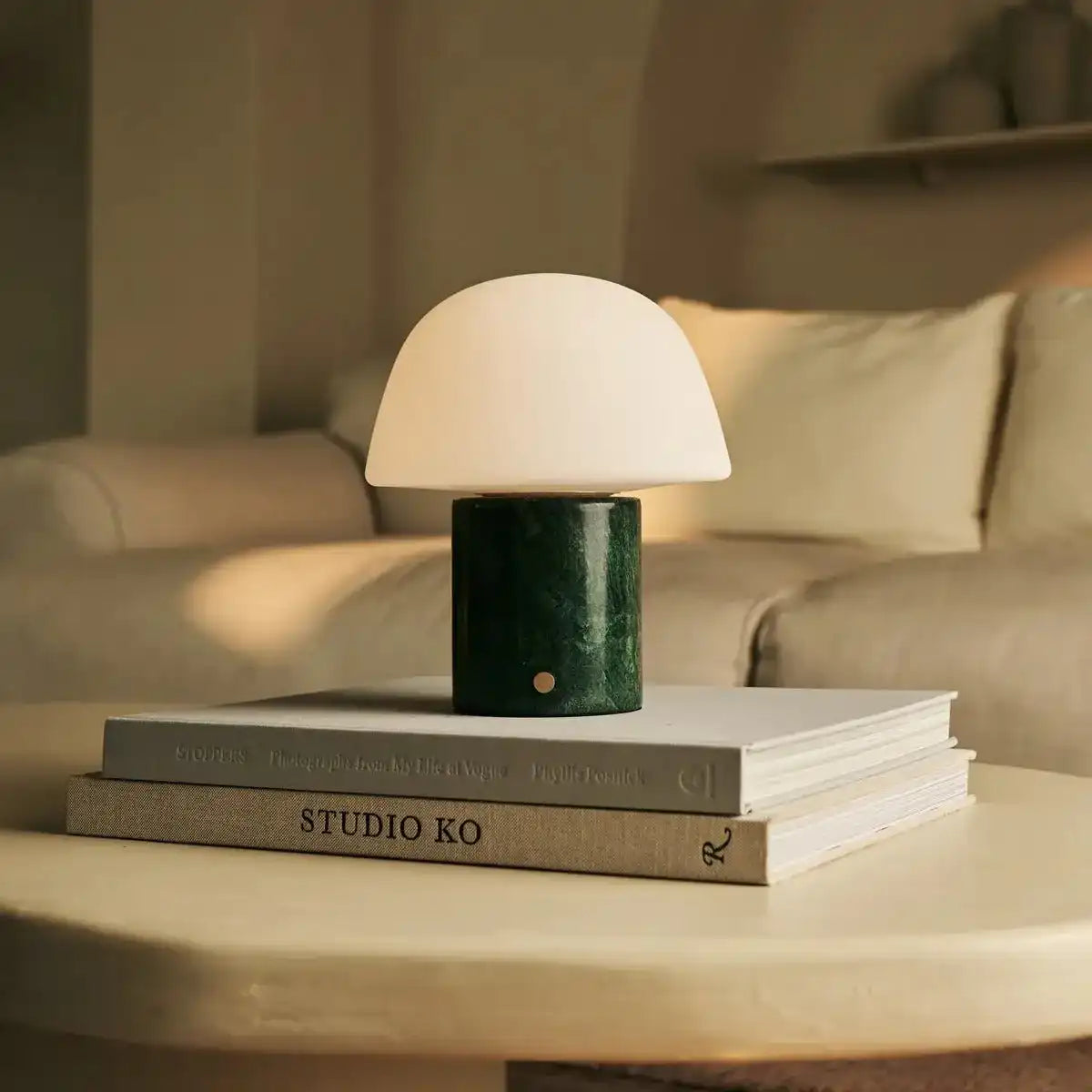 Maes Green / Verde Alpi - Elegante Marmorlampe, bis zu 100 Stunden Beleuchtung, stilvoll und funktional
