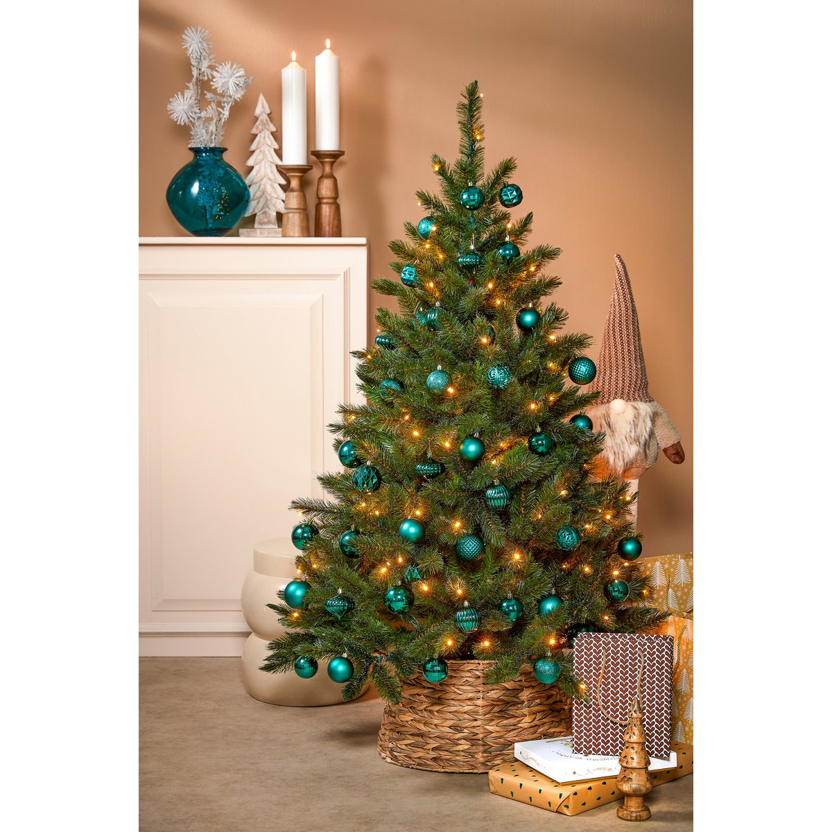 Künstlicher Weihnachtsbaum mit LED-Beleuchtung – H155 x Ø99 cm – Dunkelgrün