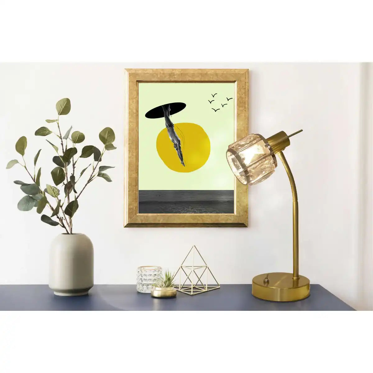 LED Tischleuchte "JOSEFA", Tischlampe aus Metall und Glas in Gold, mit E14-Fassung, für Esszimmer, Wohnzimmer, Diele oder Büro, für Wohnzimmer, Esszimmer oder als Nachttischlampe, 34,5 x 17,5 cm