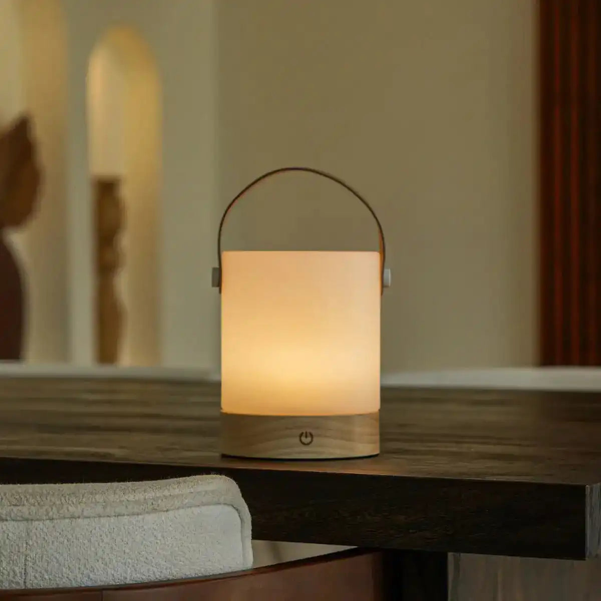 Avery hellbraun wiederaufladbarer Tischlampe-schnurlos, dimmbar und USB-C