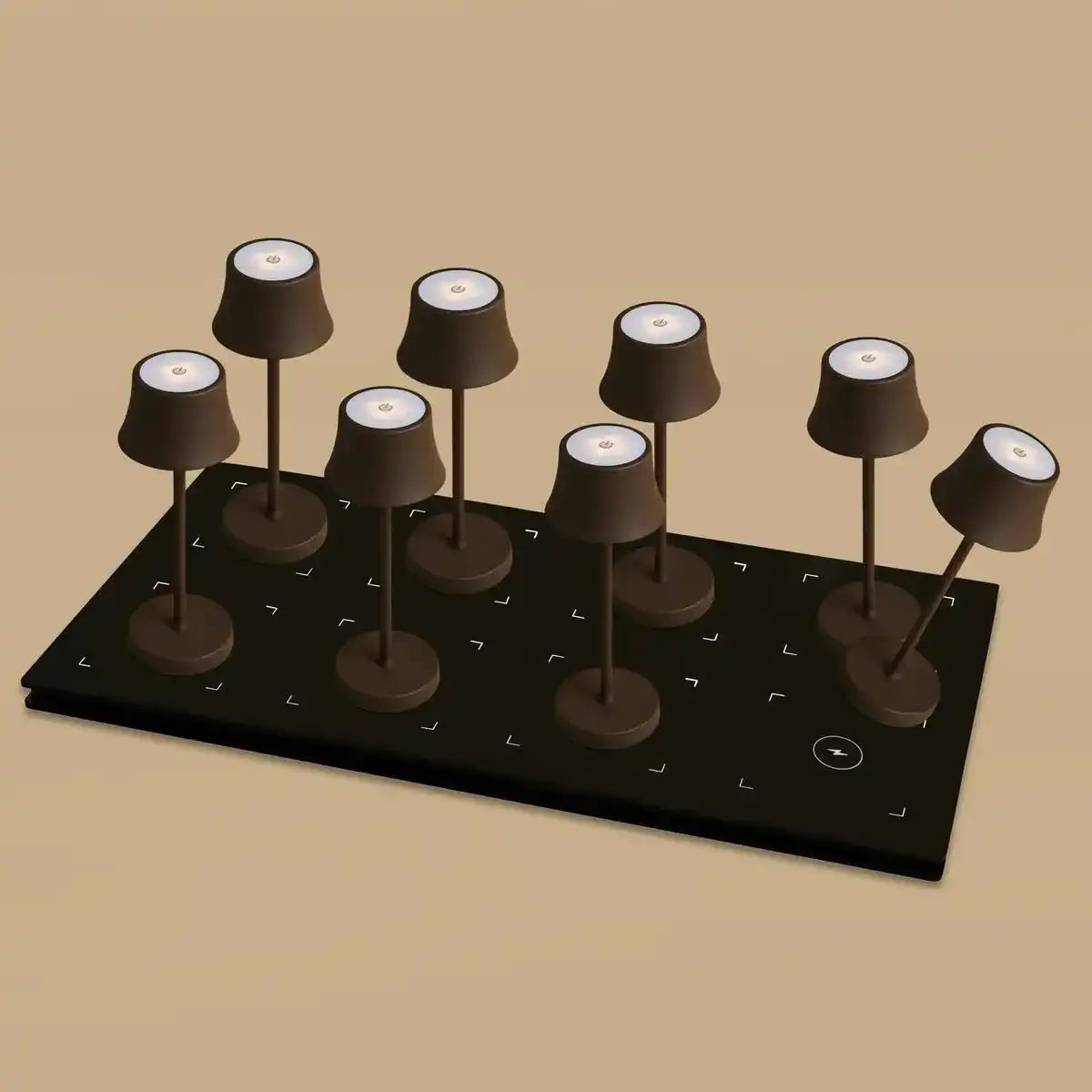 Combi Set Professional-8 x de pijp Mini Mocha Brown wiederaufladbare Tischlampen & 1 x Zentralstation Wireless Ladestation mit Qi-Technologie