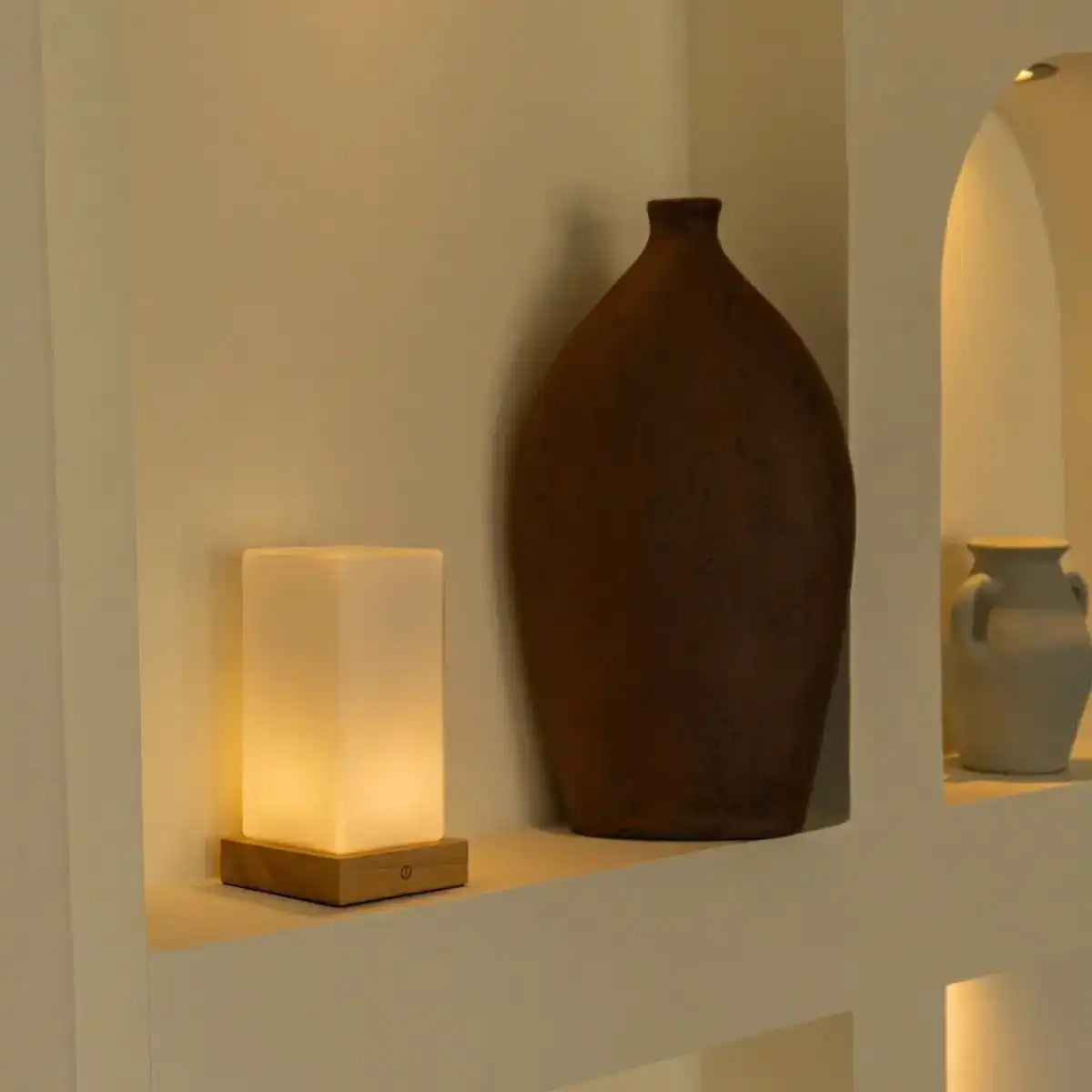 Zayn Hellbraun Holz wiederaufladbare Lampe dimmabel & kabellos & gute Batterie