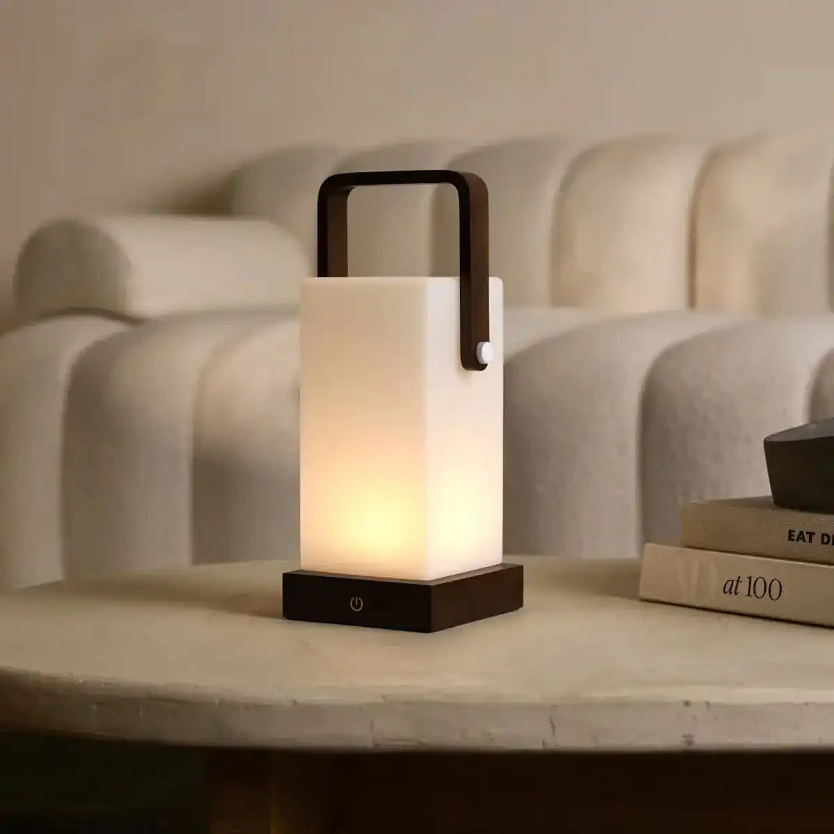 Harper dunkelbraune Holzlampe – kabellose wiederaufladbare Tischlampe mit Griff