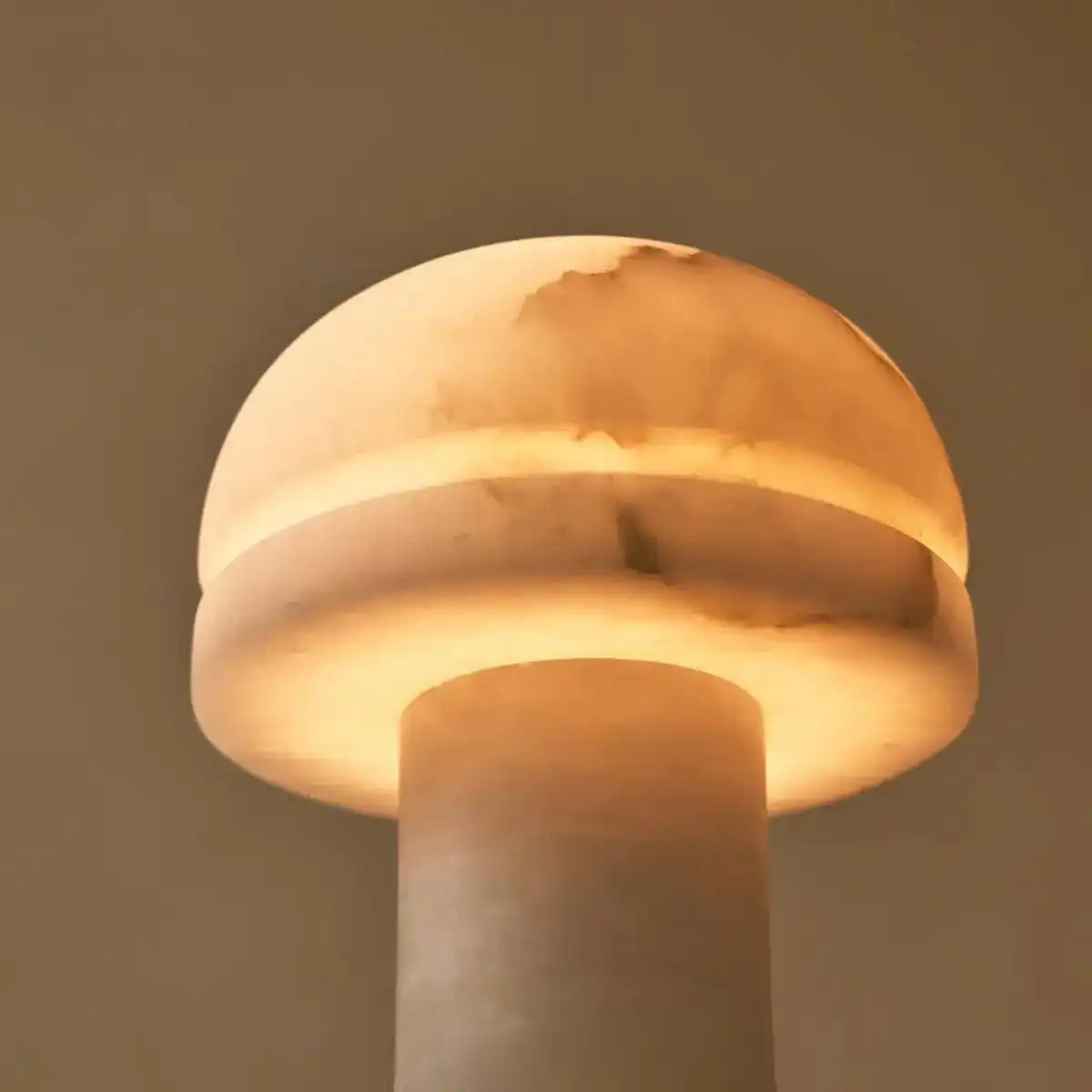 Stilvolle Alabasterlampe von Leonardo – elegante Beleuchtung für Ihr Zuhause