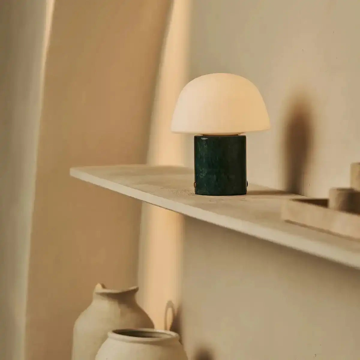 Maes Green / Verde Alpi - Elegante Marmorlampe, bis zu 100 Stunden Beleuchtung, stilvoll und funktional