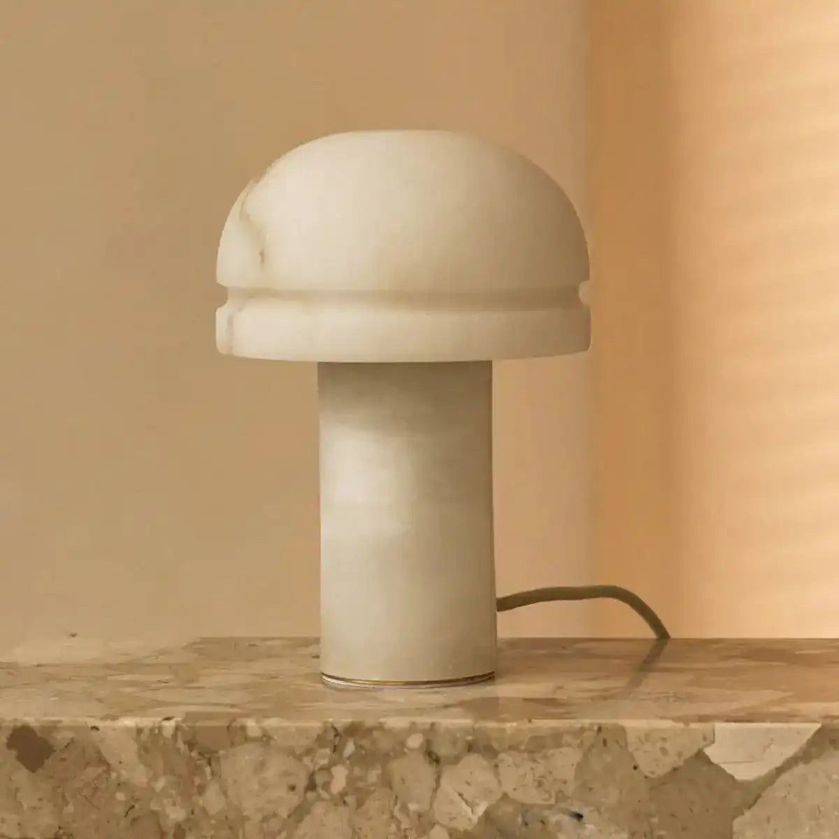 Stilvolle Alabasterlampe von Leonardo – elegante Beleuchtung für Ihr Zuhause