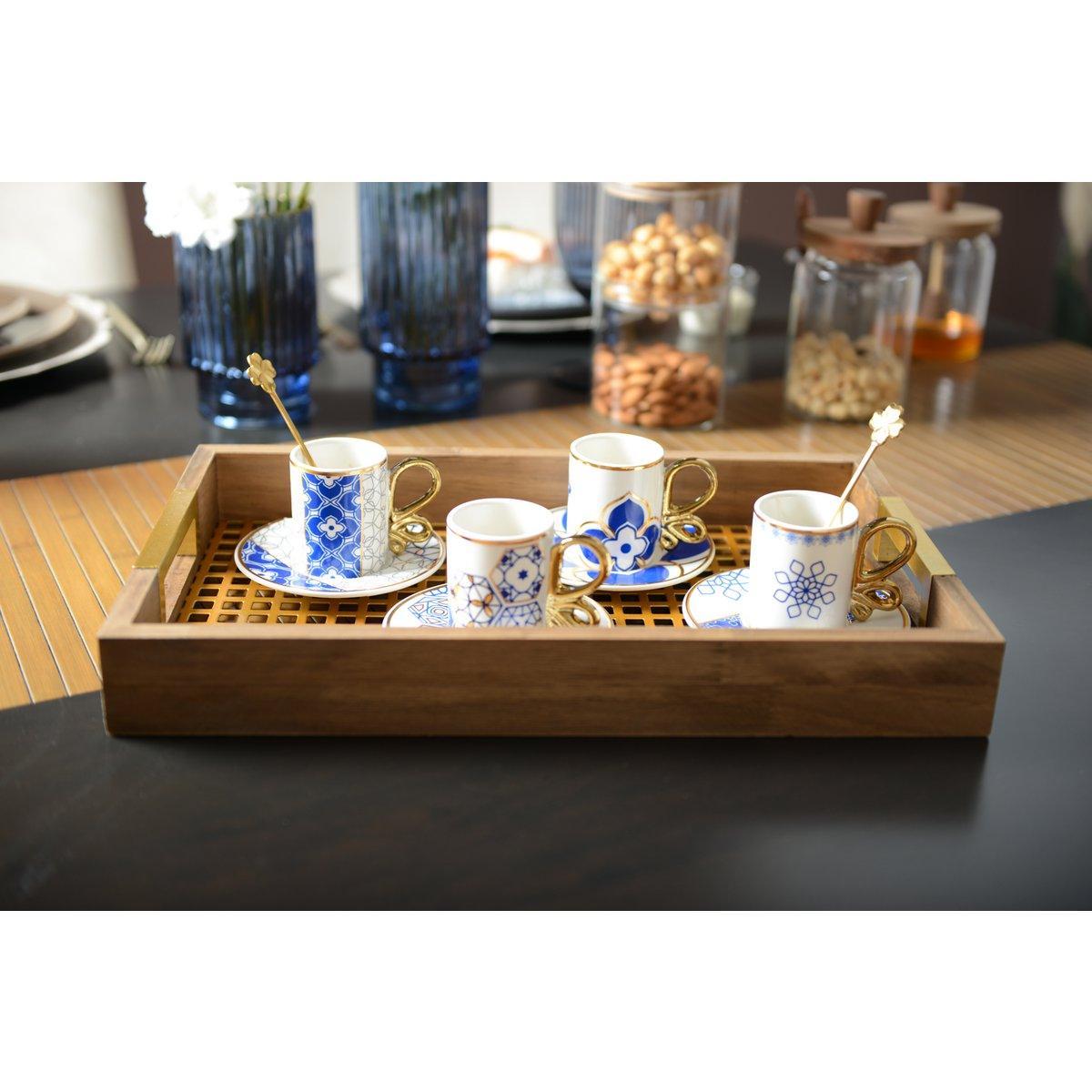 Set von 4 Kuchenbechern und Empire -Untermaterial