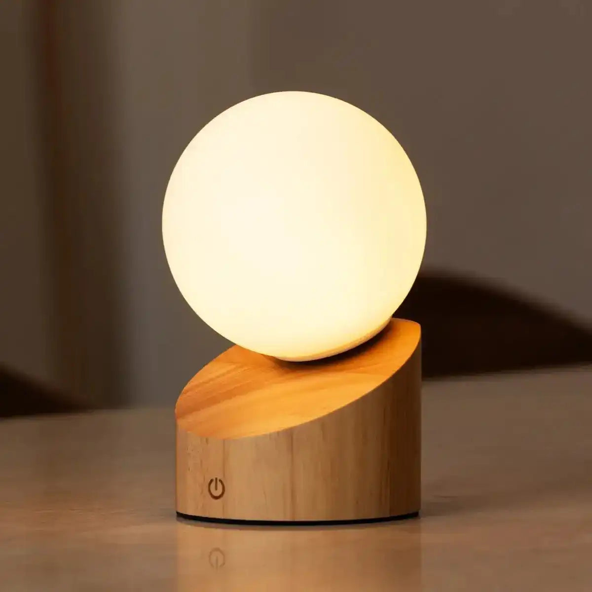 Morris hellbraun stilvolle wiederaufladbare Lampe-schnurlos, dimmbar, umweltfreundliches Design