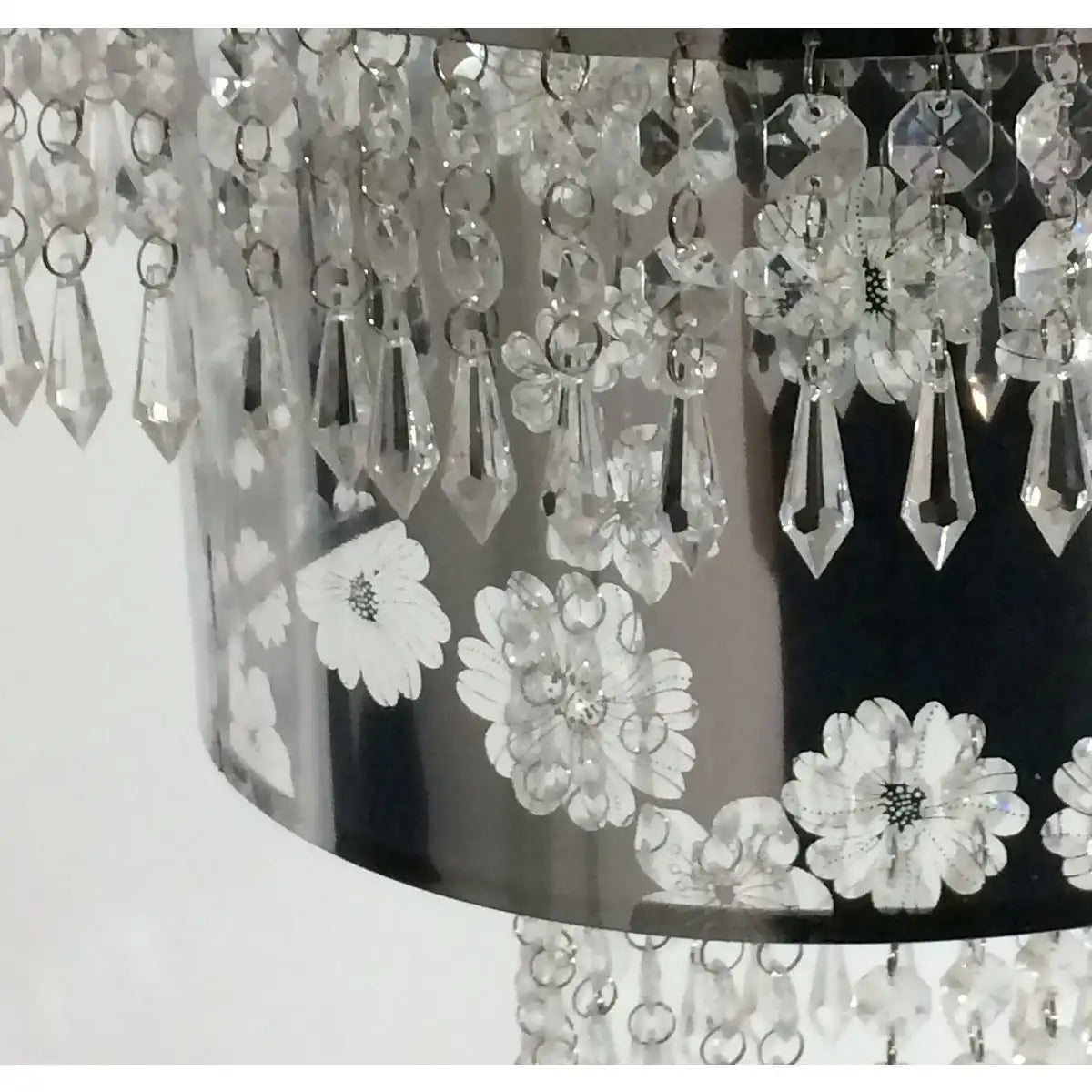 Acryl Pendelleuchte "FANCY" moderner Kronleuchter aus Metall und Kunststoff in Chrom, mit E27-Fassung und einem Øvon 32 cm