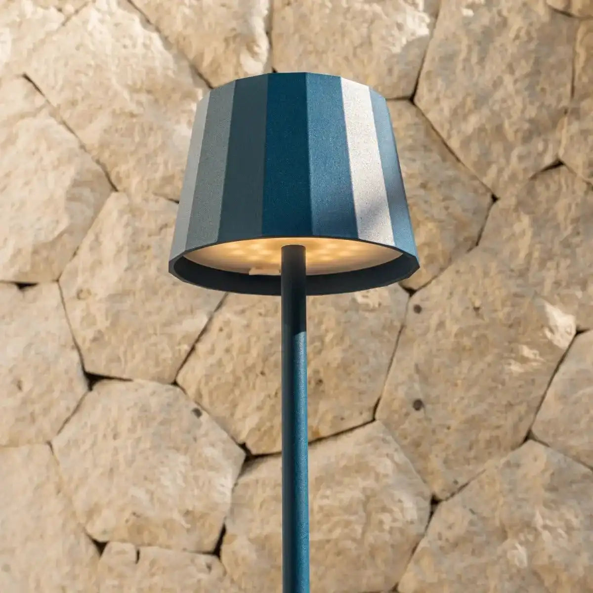 Wouter Delftware Blue wiederaufladbare Tischlampe-drahtloses Ladung, dimmbar, 120-Stunden-Akkulaufzeit