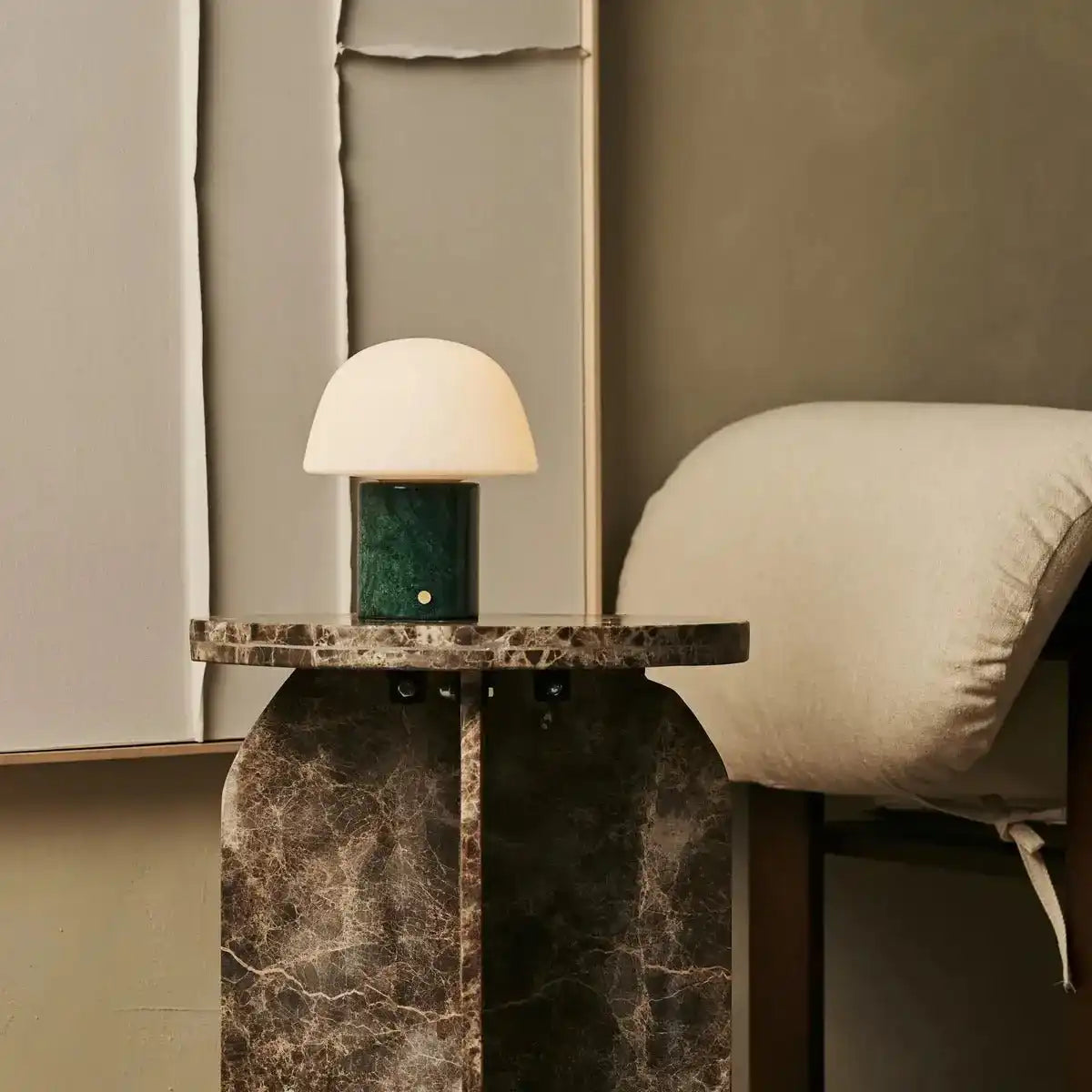 Maes Green / Verde Alpi - Elegante Marmorlampe, bis zu 100 Stunden Beleuchtung, stilvoll und funktional