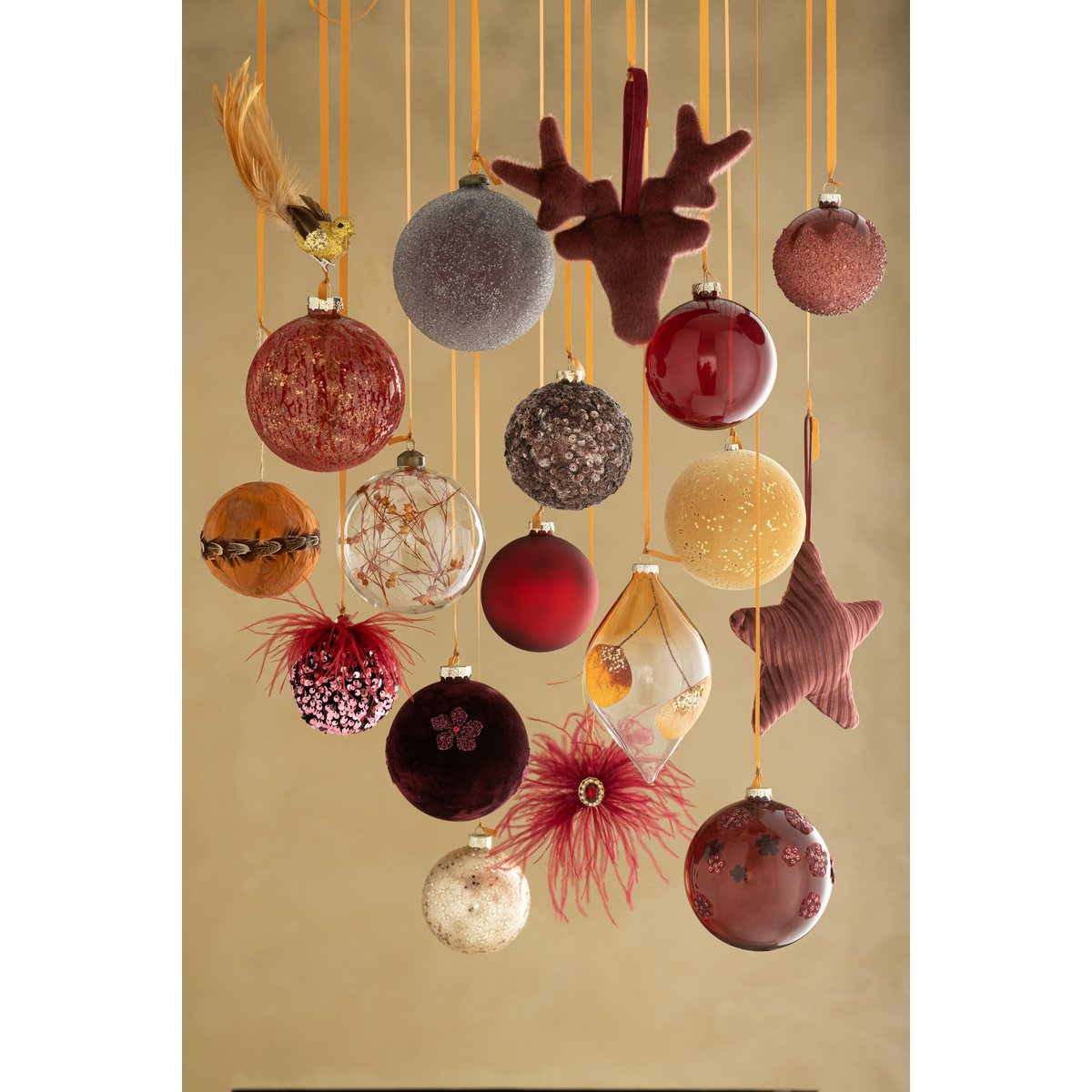 J-Line Box mit 6 Weihnachtskugeln, Pailletten, Zucker, mattes Glas, dunkelbraun, klein