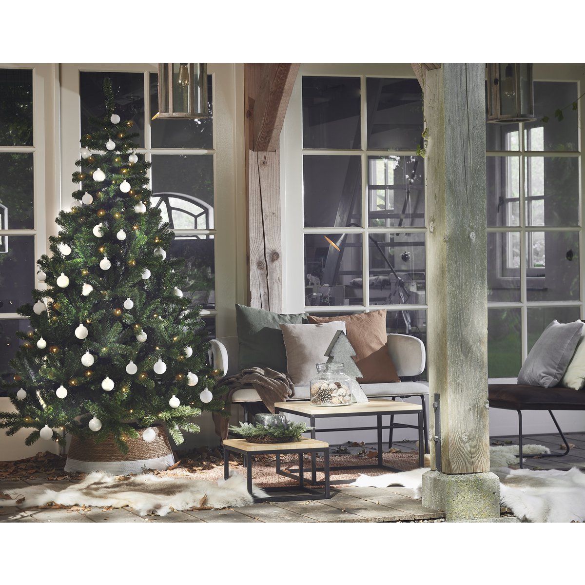 Weihnachtsbaumrock – H26 x Ø58 cm – Seegras – gebrochenes Weiß