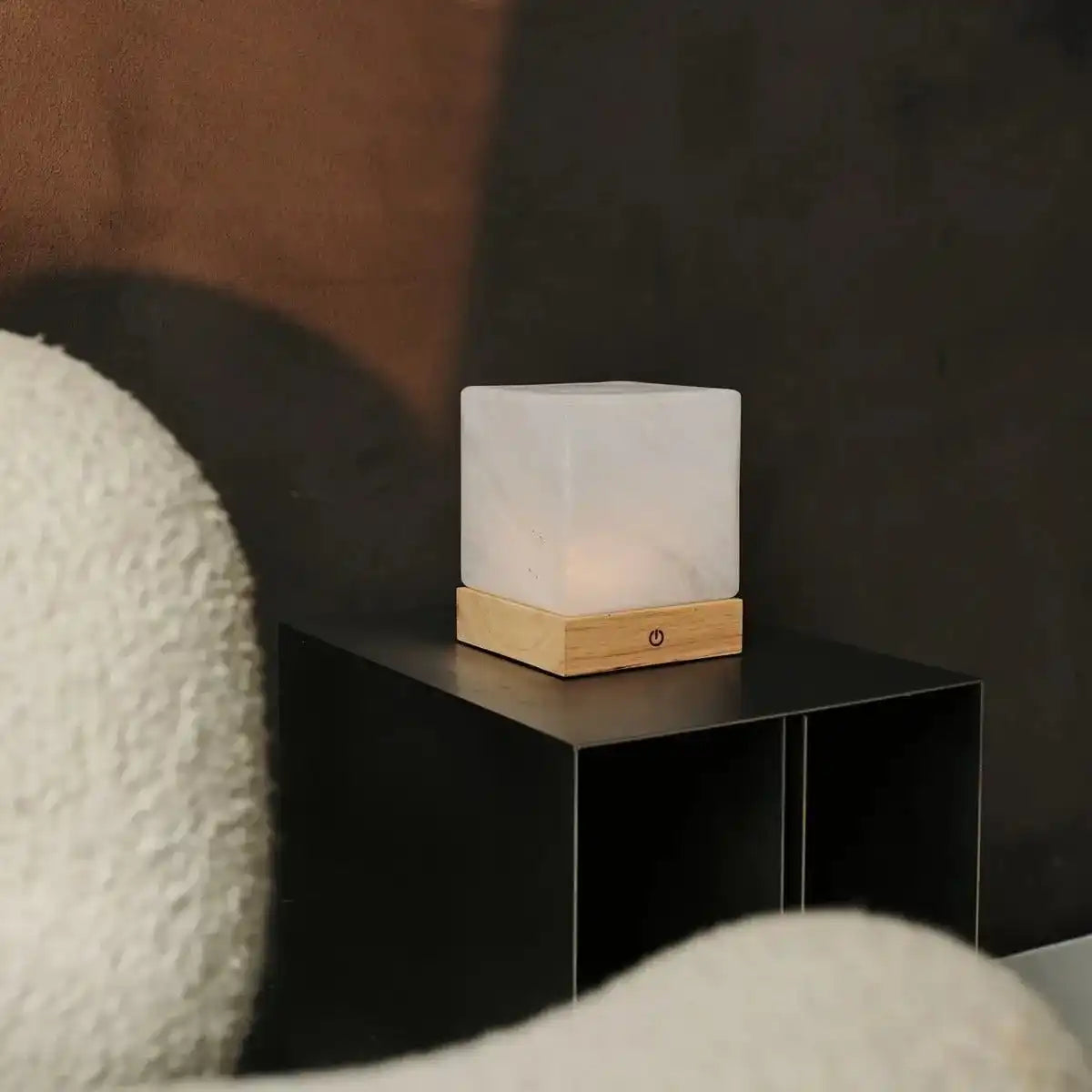 Yce hellbraune schnurlose Holzlampe mit gefrorenem Glas-wiederaufladbar, dimmbar, 100-Stunden-Batterie