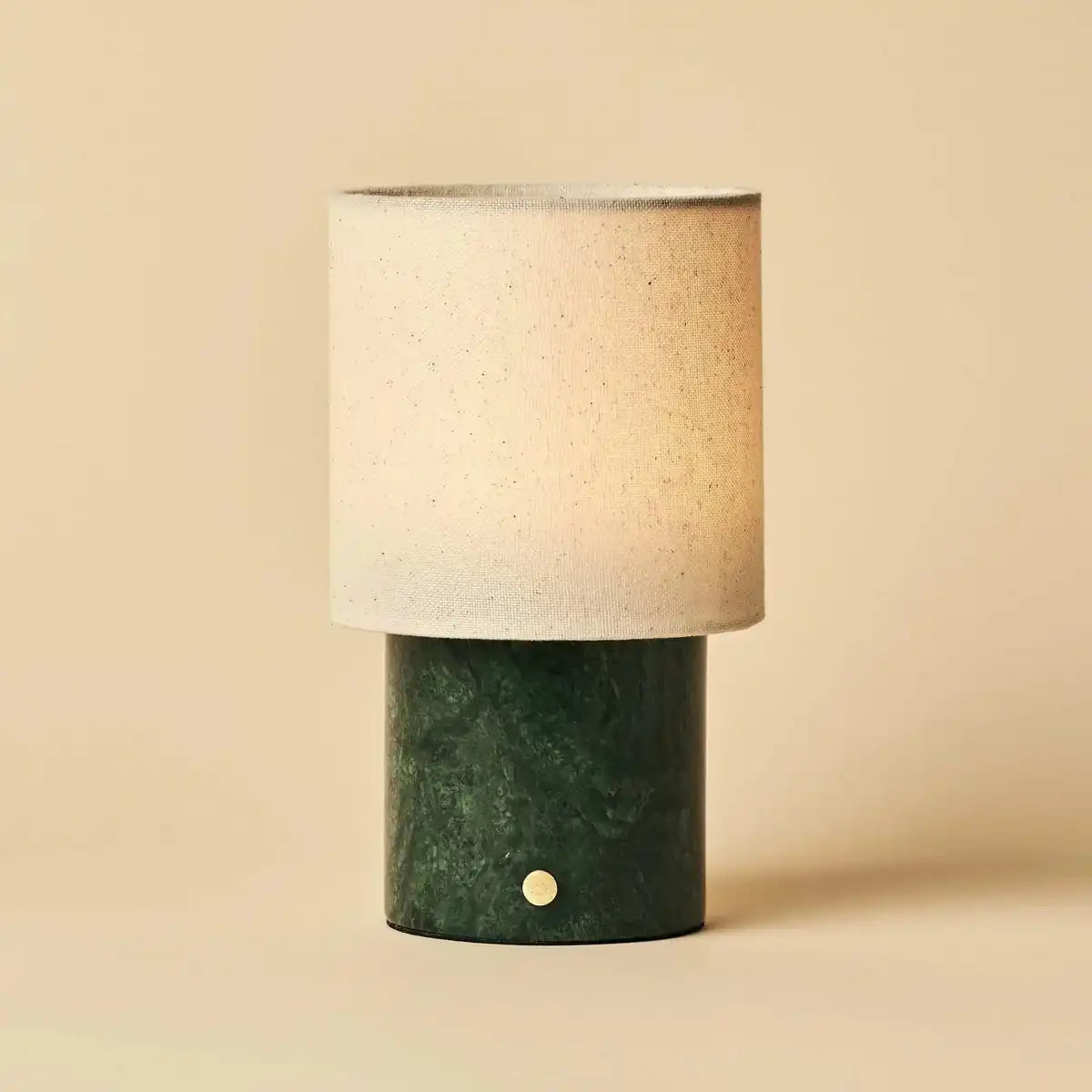 Dou Green / Verde Alpi - Marmor wiederaufladbare Tischlampe - Schnurloses, 3 Lichtmodi und mit Wellenlampenschatten mit Leinen