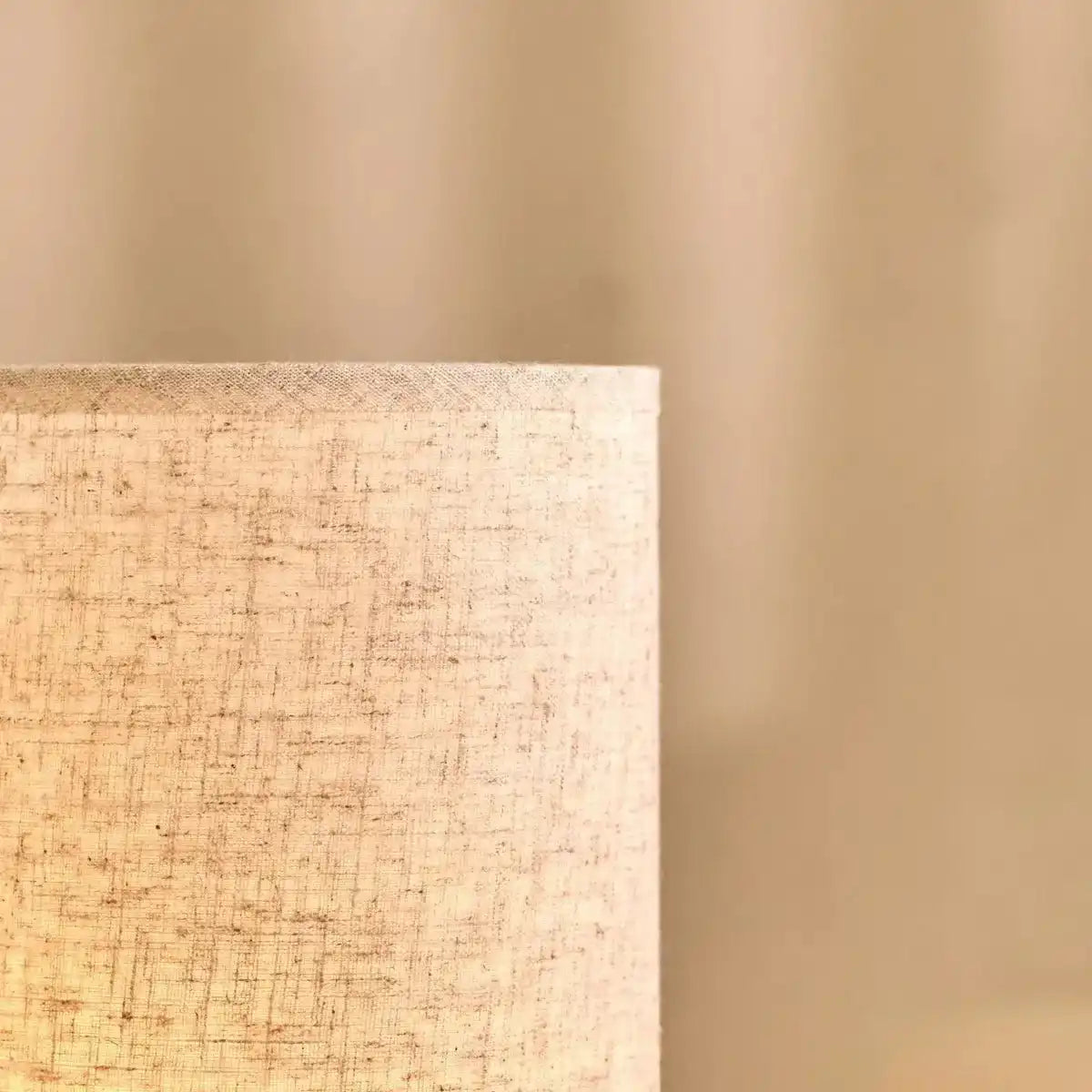 Ben dunkelbraune Holztischlampe-wiederaufladbar, dimmbar, USB-C-Antrieb