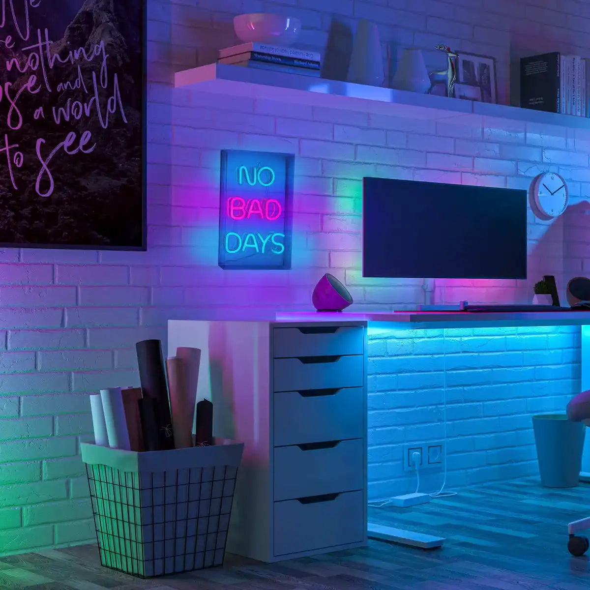 LED Schriftleuchte "NO BAD DAYS" Deko für Innen 30 x 18 cm, in blau und magenta-rot