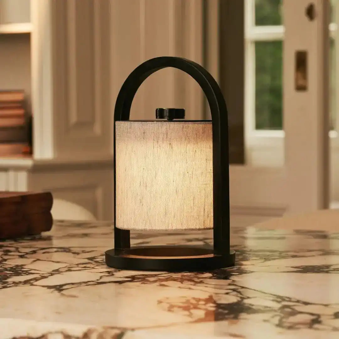 River Black kabellose Holzlampe – wiederaufladbar und dimmbar