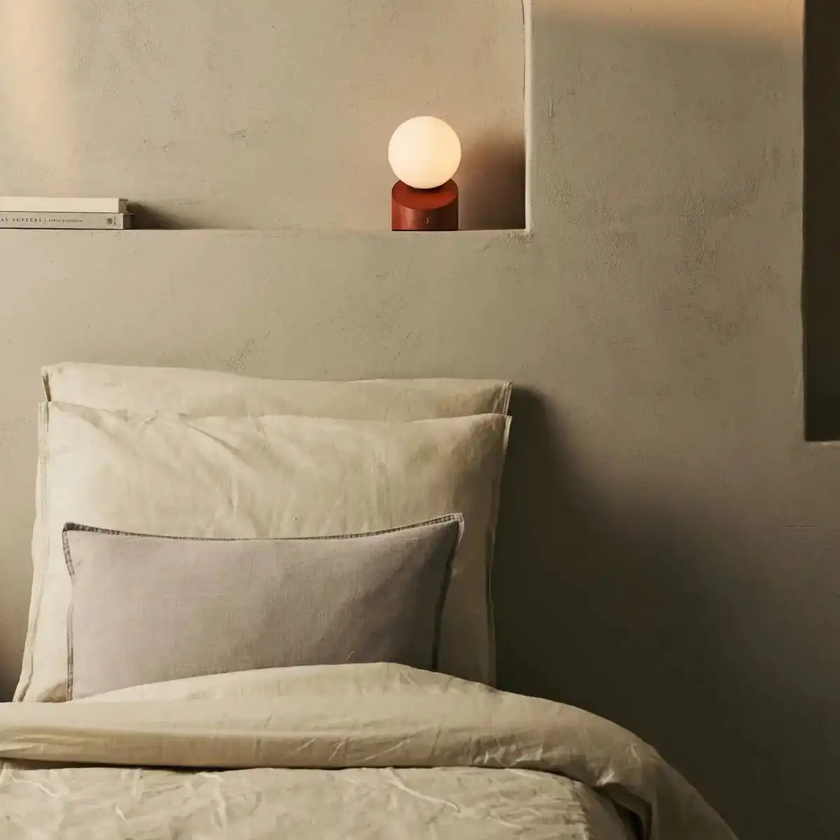 Morris Chestnut Brown Stylish wiederaufladbare Lampe-schnurlos, dimmbar, umweltfreundliches Design