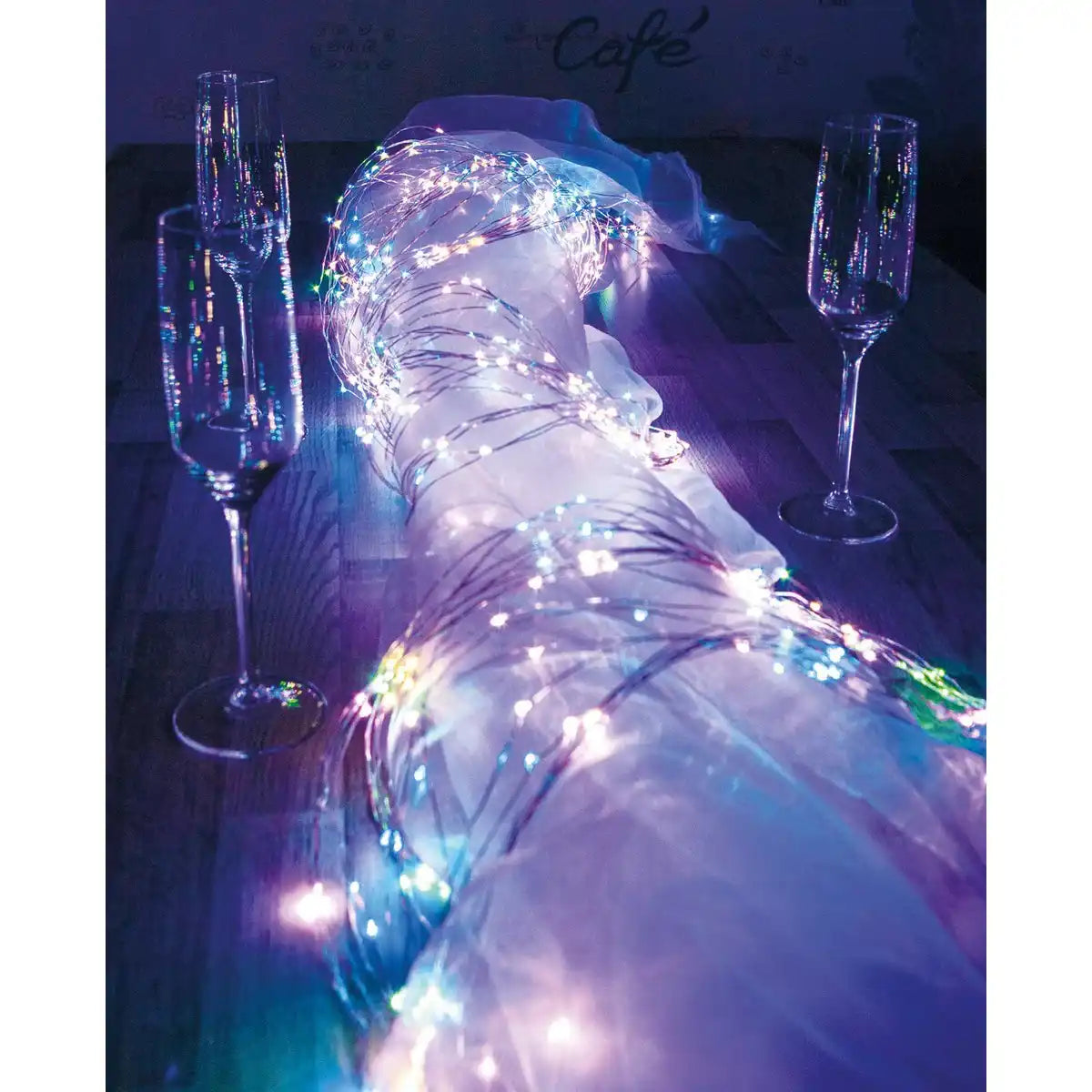 Die Deko-Lichterkette "SCHWEIF" 600 RGB LED, 2,5 Meter lang