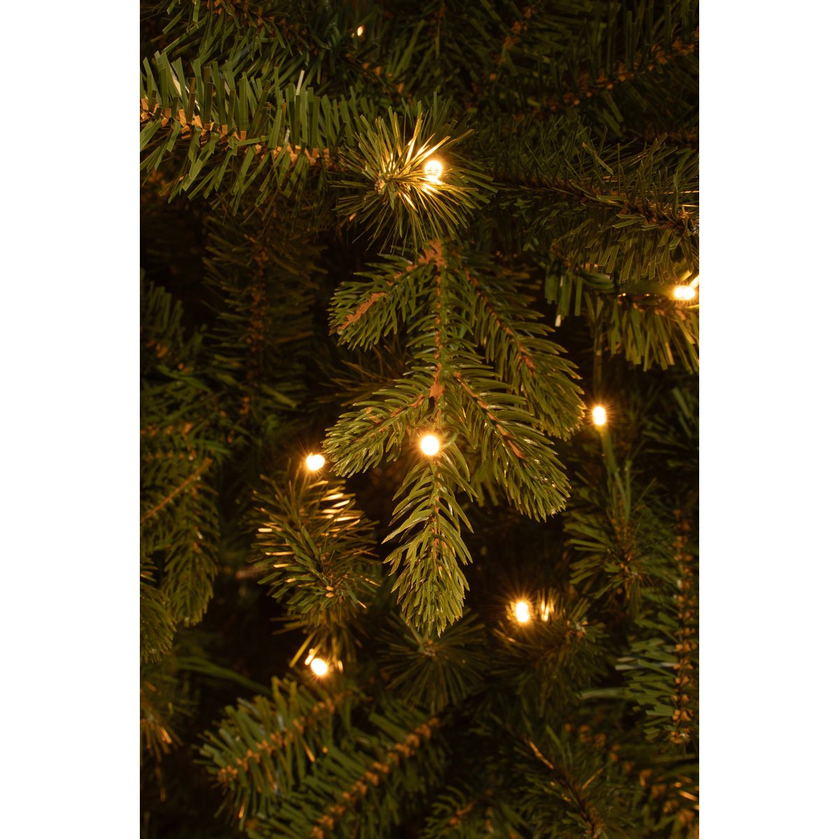 Künstlicher Weihnachtsbaum mit LED-Beleuchtung – H260 x Ø73 cm – Grün