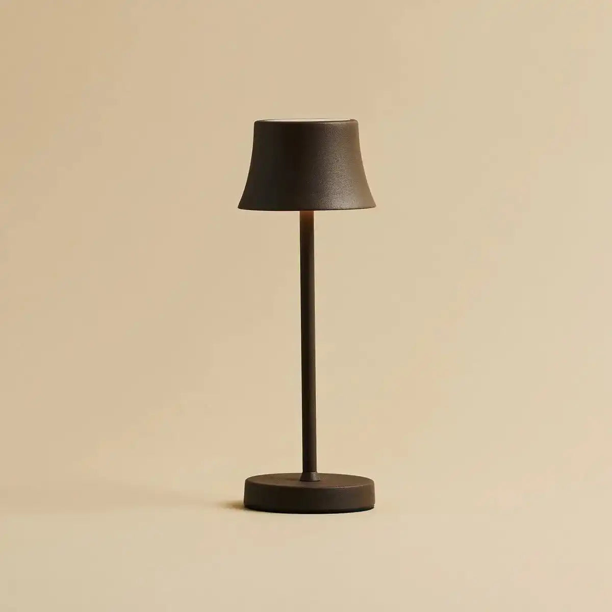De pijp mini mocha braun wiederaufladbarer Tischlampe - drahtloses Ladung, dimmbare Lampe und 3 Lichtfarben