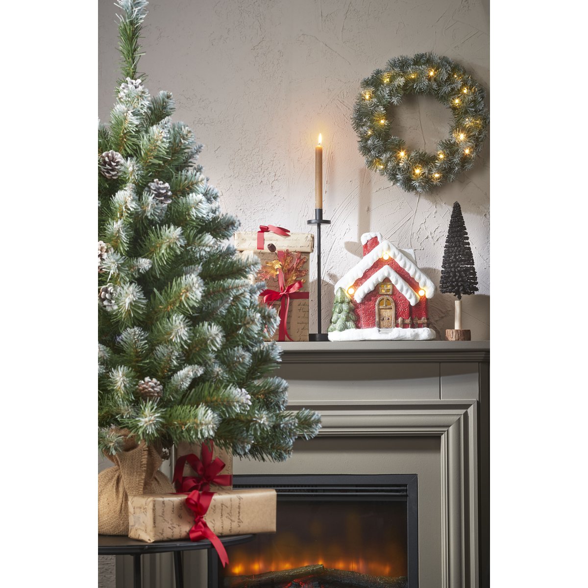 Kaiserin kunstkerstboom in Jute - H90 x Ø71 cm - Frosted Green